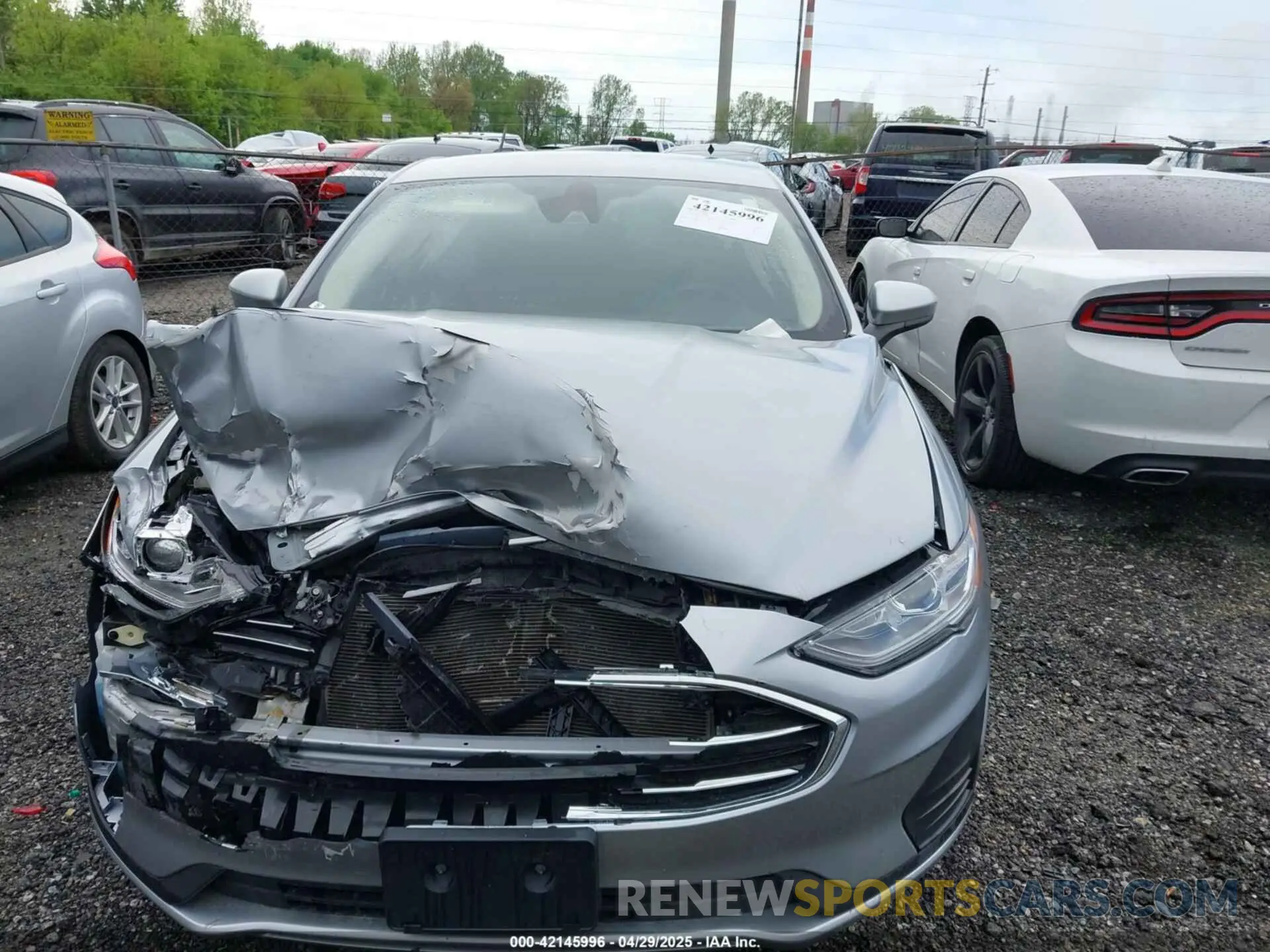 12 Photograph of a damaged car 3FA6P0HD4LR188366 FORD FUSION 2020