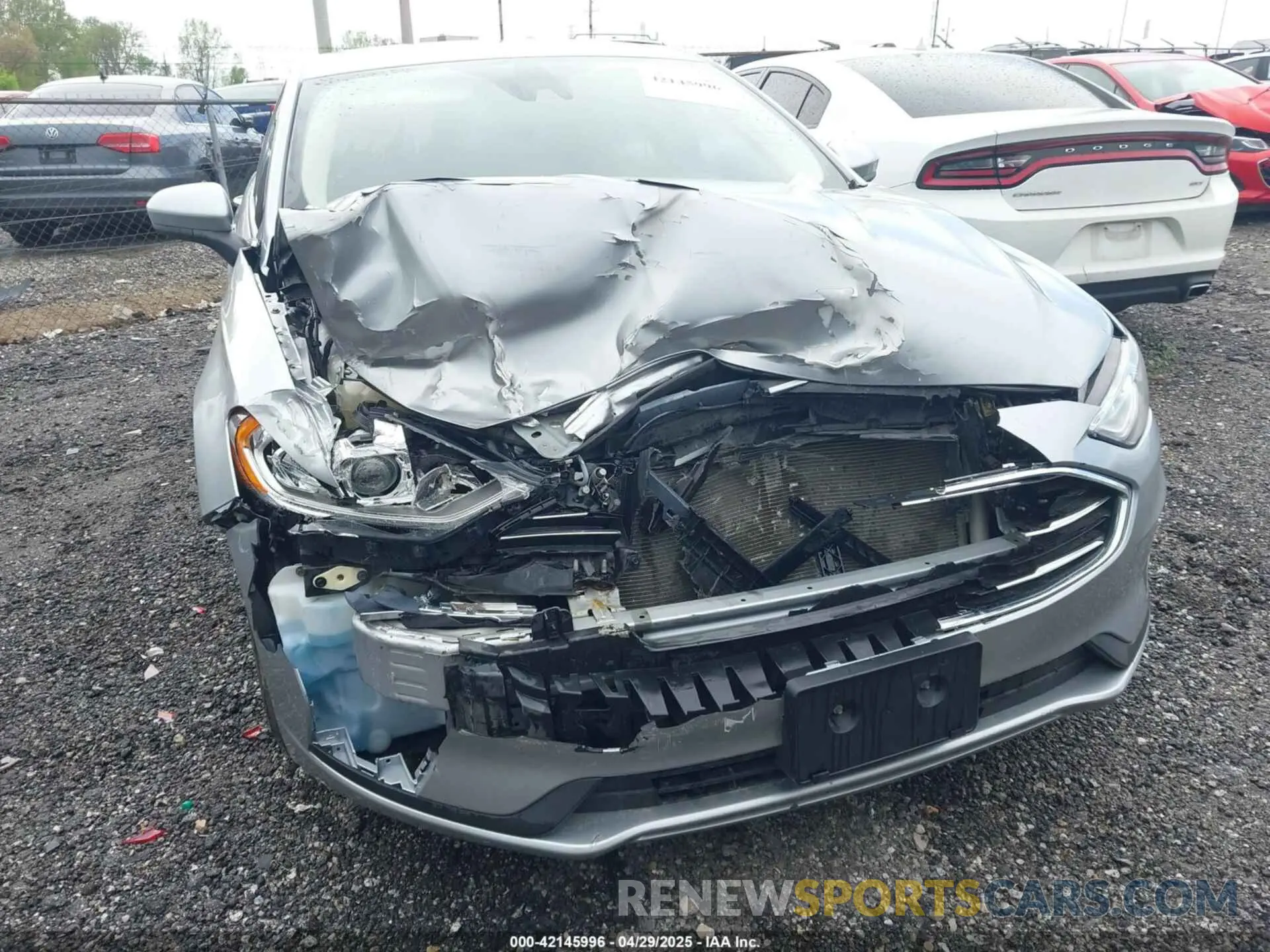 6 Photograph of a damaged car 3FA6P0HD4LR188366 FORD FUSION 2020