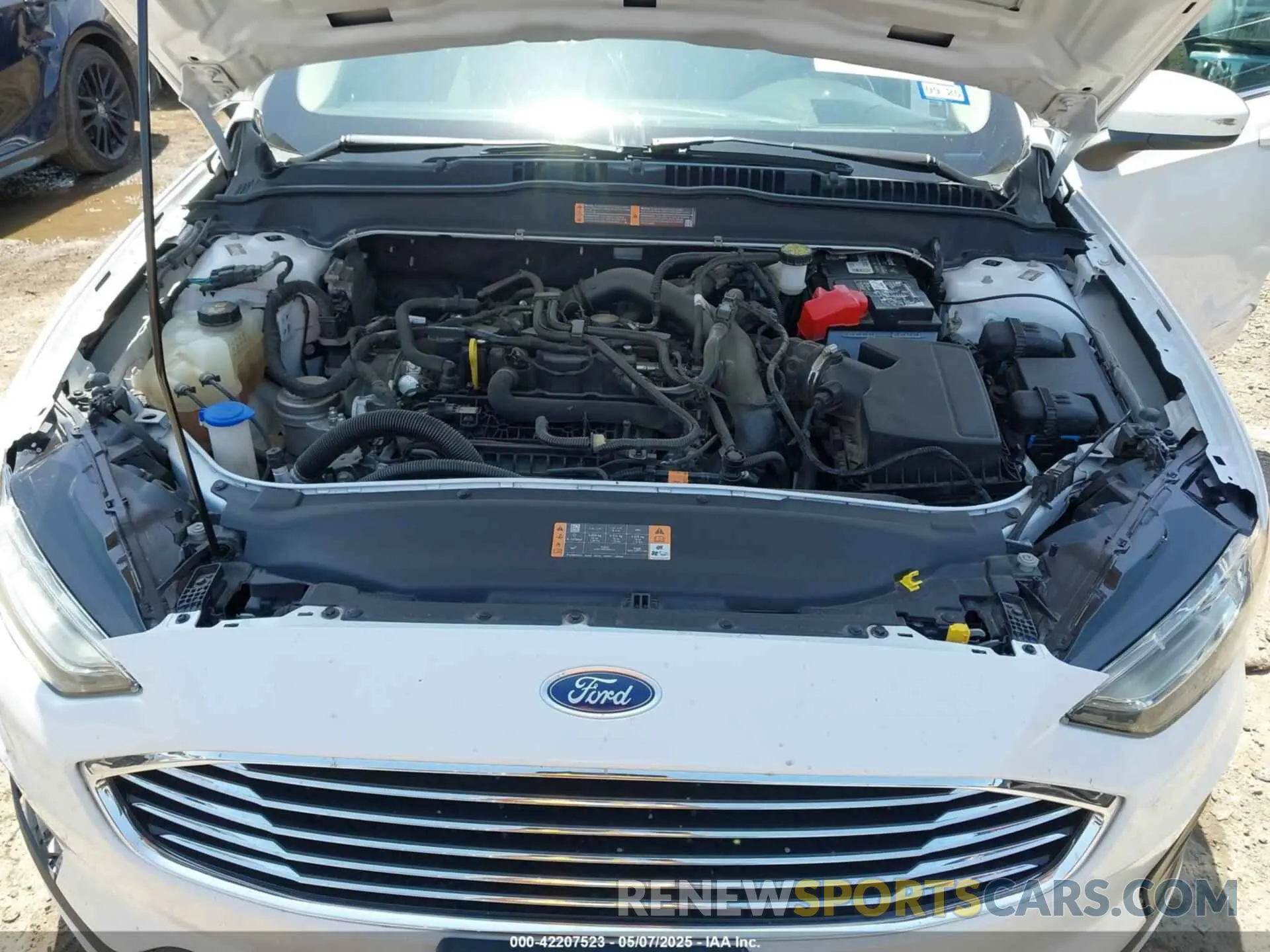 10 Photograph of a damaged car 3FA6P0HD4LR232009 FORD FUSION 2020