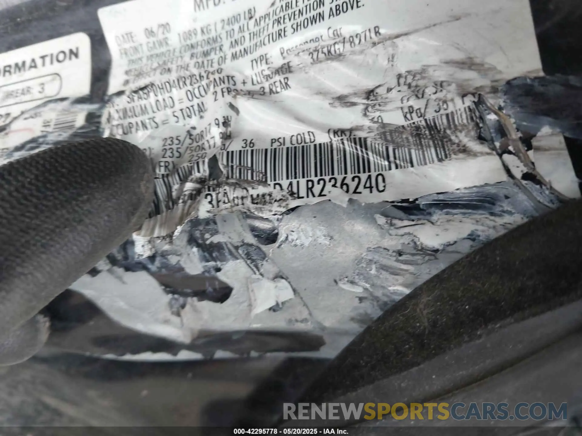 9 Photograph of a damaged car 3FA6P0HD4LR236240 FORD FUSION 2020