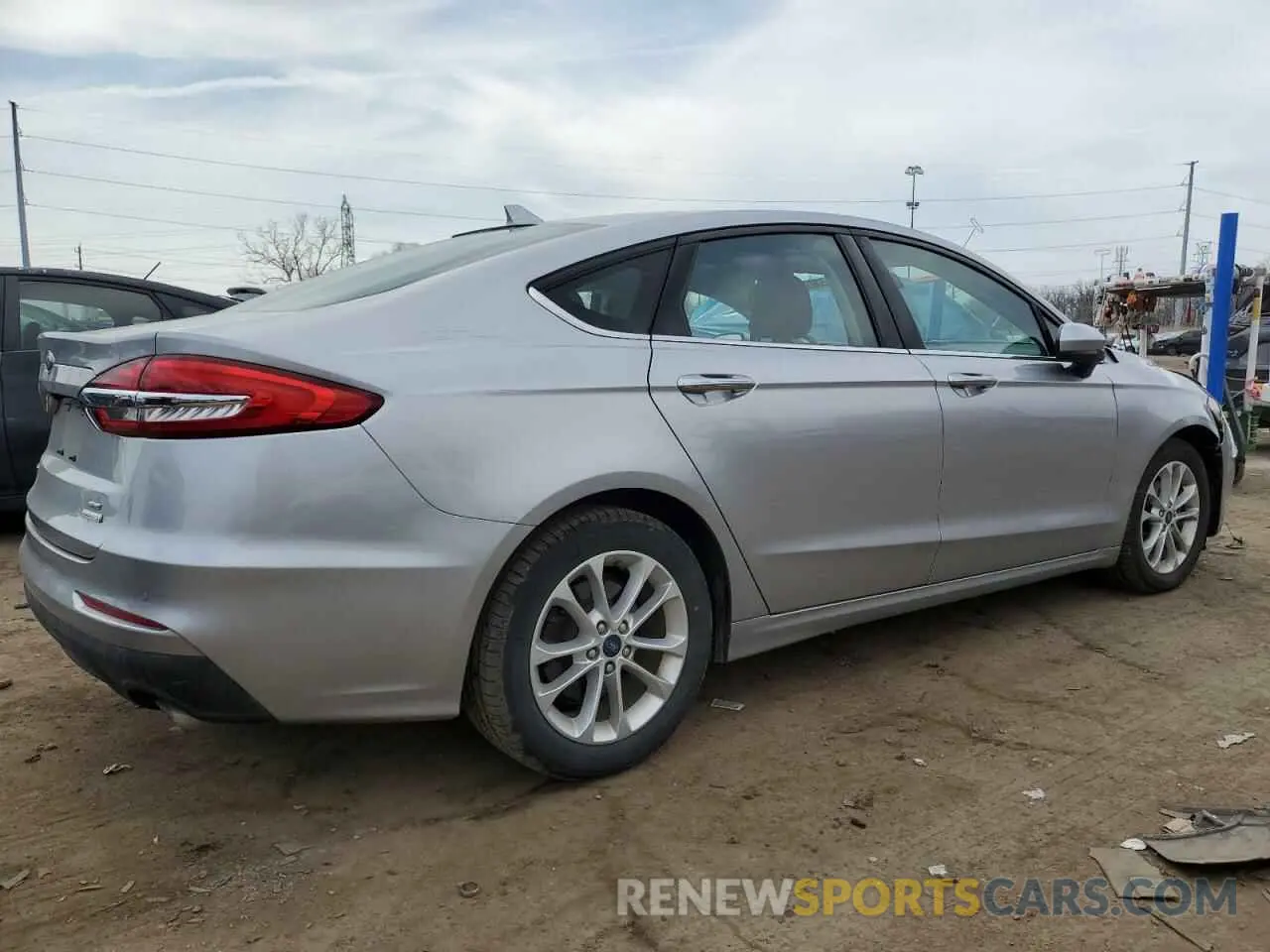 3 Photograph of a damaged car 3FA6P0HD4LR252325 FORD FUSION 2020