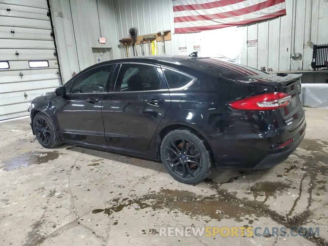 2 Photograph of a damaged car 3FA6P0HD4LR259095 FORD FUSION 2020
