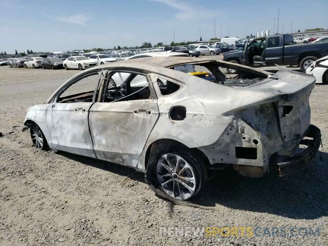 2 Photograph of a damaged car 3FA6P0HD5LR127544 FORD FUSION 2020