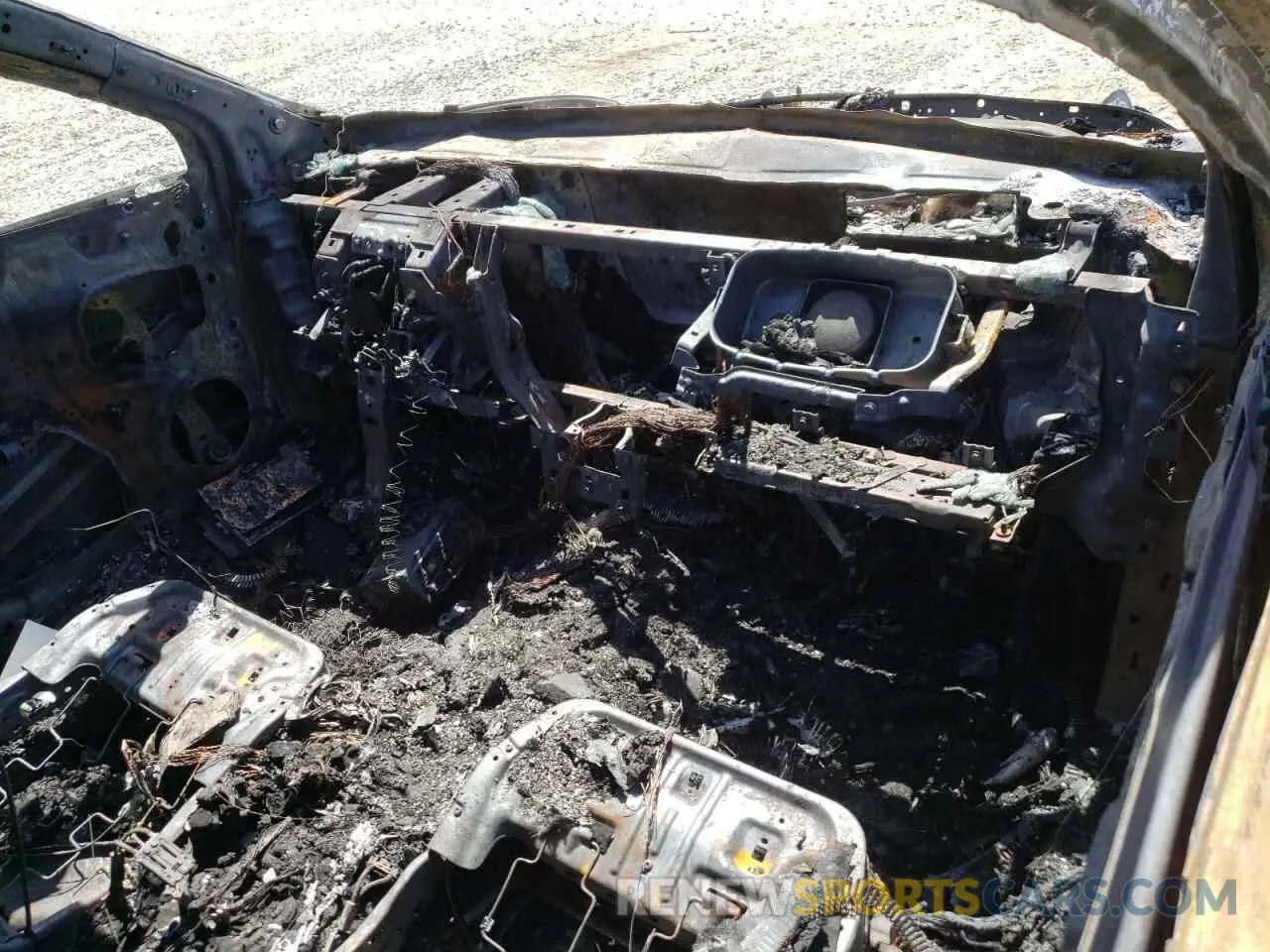8 Photograph of a damaged car 3FA6P0HD5LR127544 FORD FUSION 2020
