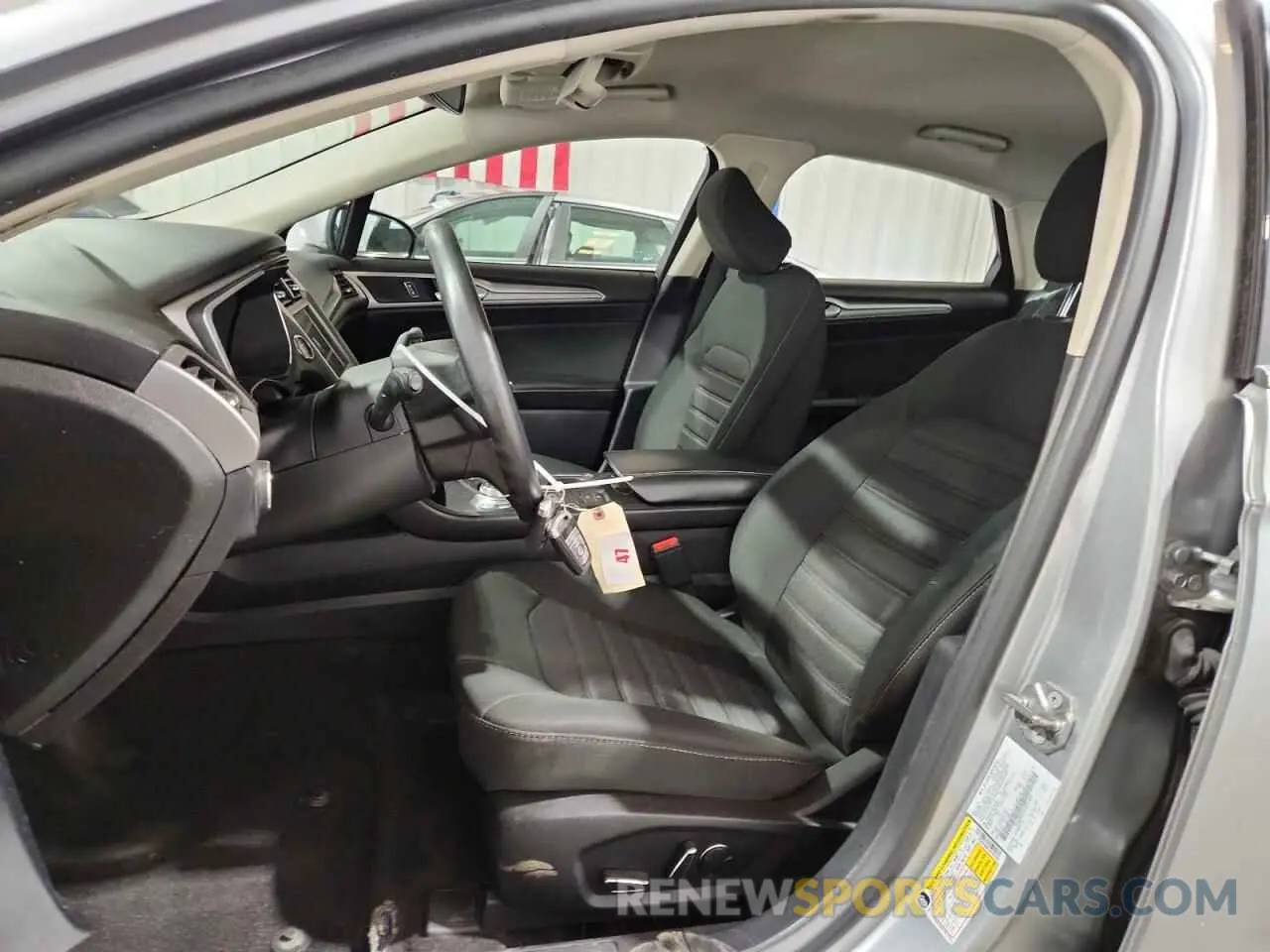 7 Photograph of a damaged car 3FA6P0HD5LR191602 FORD FUSION 2020