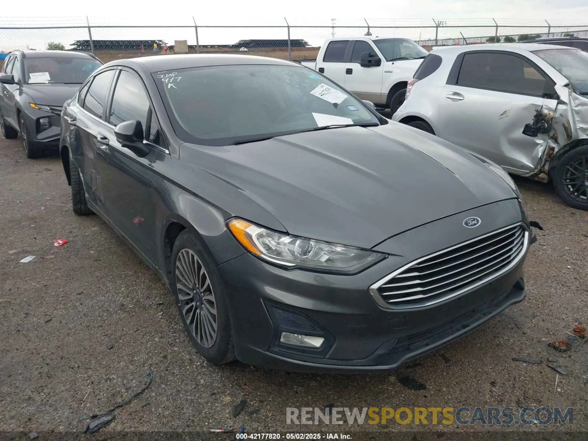 1 Photograph of a damaged car 3FA6P0HD5LR198744 FORD FUSION 2020