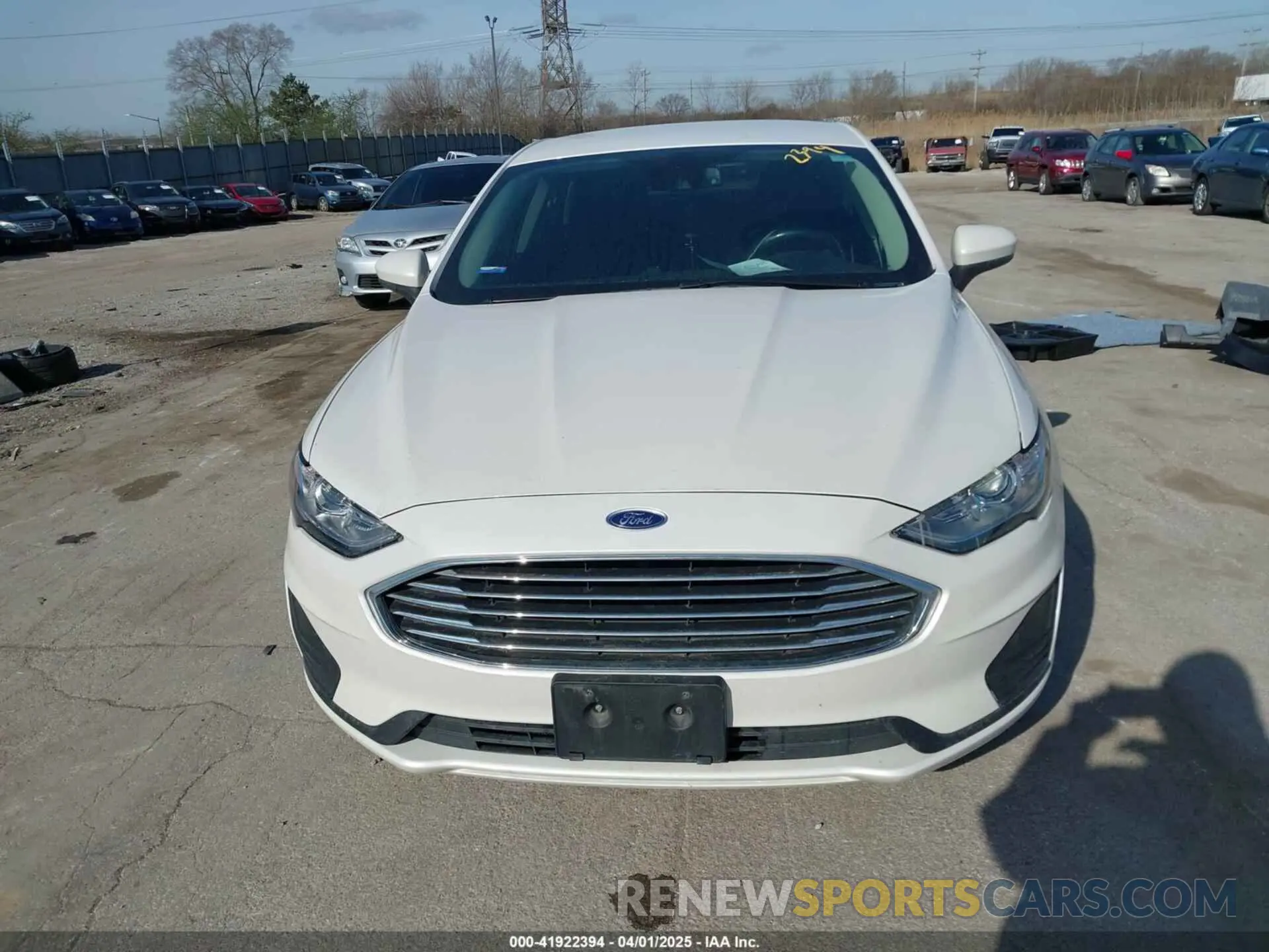 13 Photograph of a damaged car 3FA6P0HD5LR217941 FORD FUSION 2020