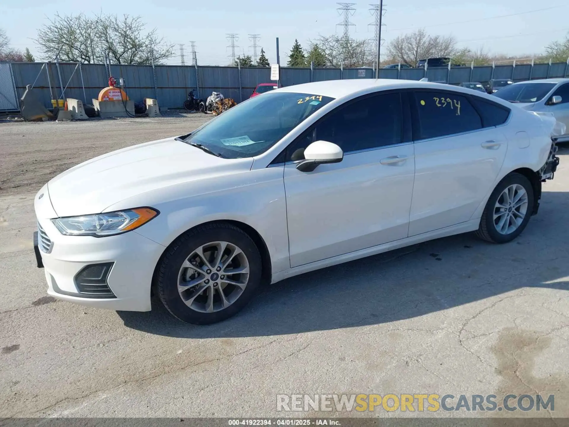 2 Photograph of a damaged car 3FA6P0HD5LR217941 FORD FUSION 2020