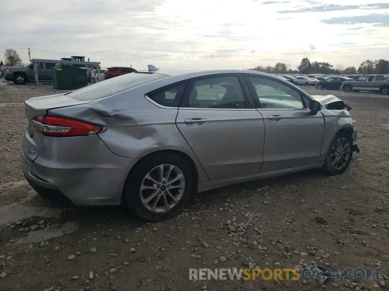 3 Photograph of a damaged car 3FA6P0HD5LR225019 FORD FUSION 2020