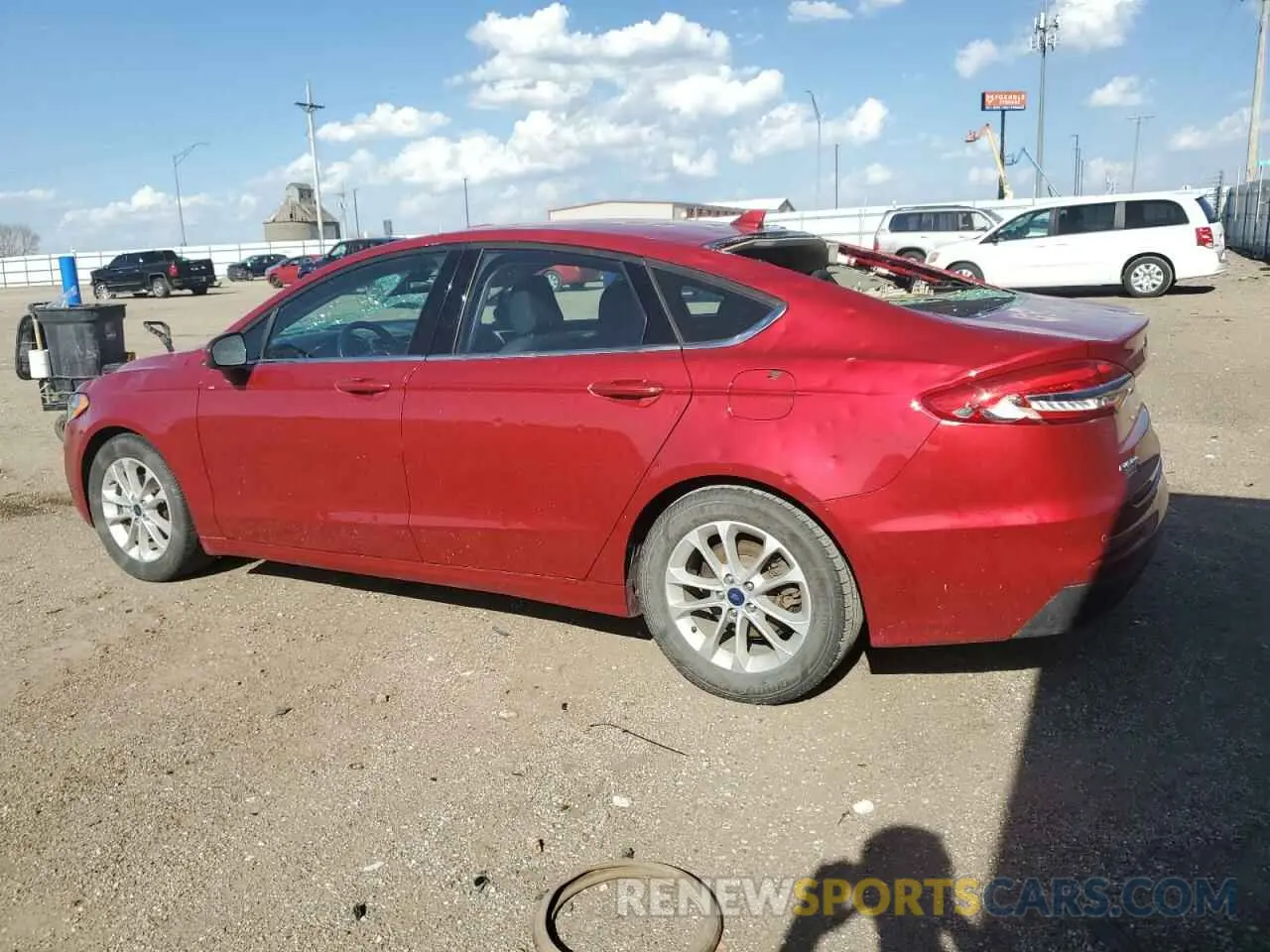 2 Photograph of a damaged car 3FA6P0HD5LR225098 FORD FUSION 2020