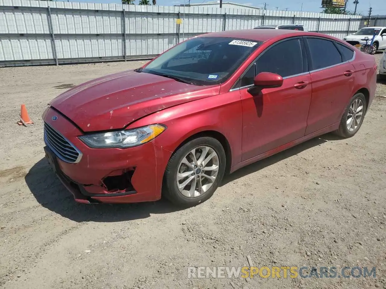 1 Photograph of a damaged car 3FA6P0HD5LR226073 FORD FUSION 2020