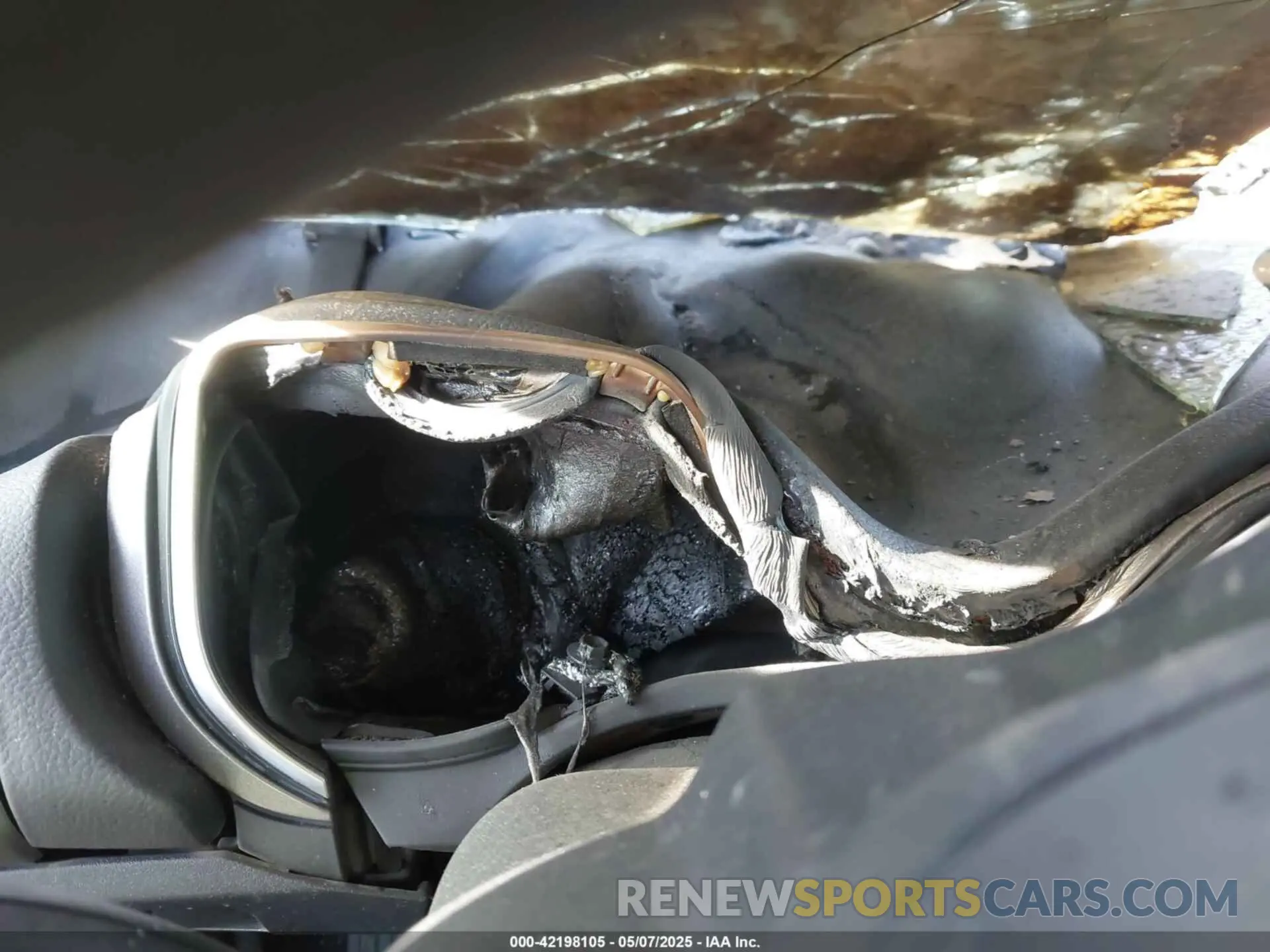 7 Photograph of a damaged car 3FA6P0HD5LR229457 FORD FUSION 2020