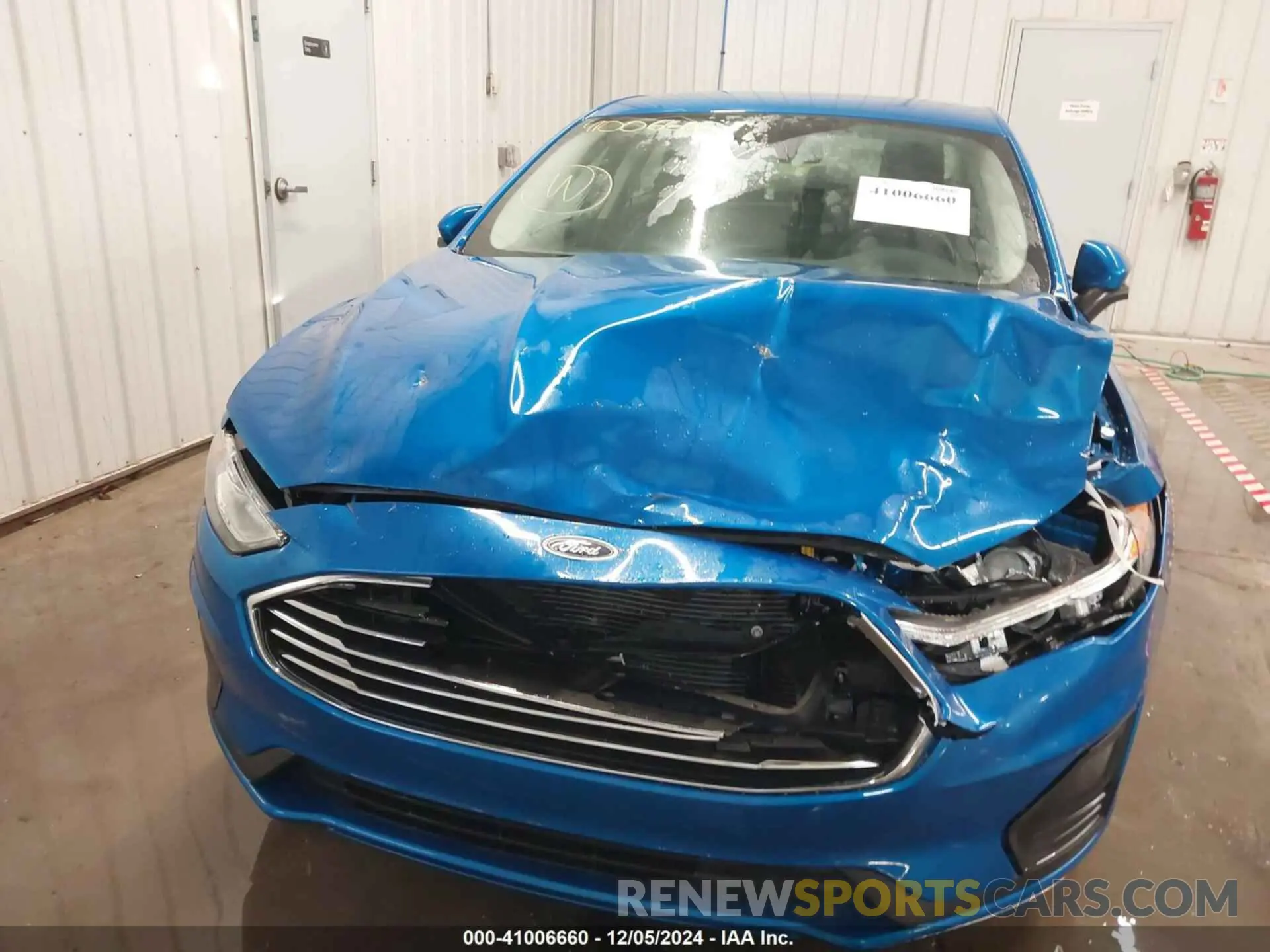 12 Photograph of a damaged car 3FA6P0HD5LR235436 FORD FUSION 2020