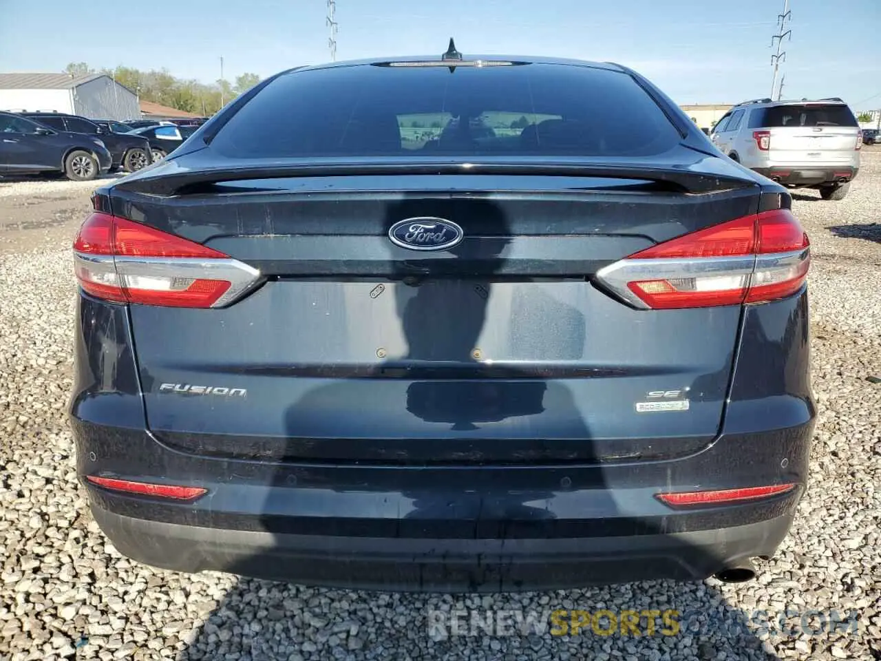 6 Photograph of a damaged car 3FA6P0HD5LR245402 FORD FUSION 2020