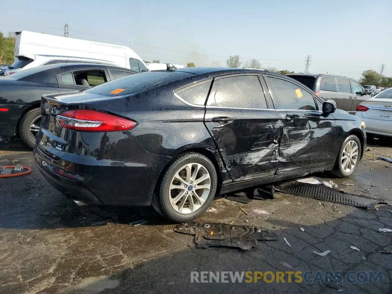 3 Photograph of a damaged car 3FA6P0HD5LR245707 FORD FUSION 2020