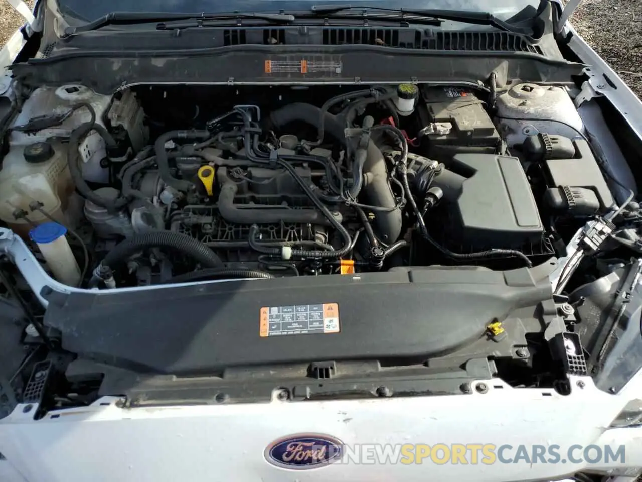 11 Photograph of a damaged car 3FA6P0HD5LR254469 FORD FUSION 2020