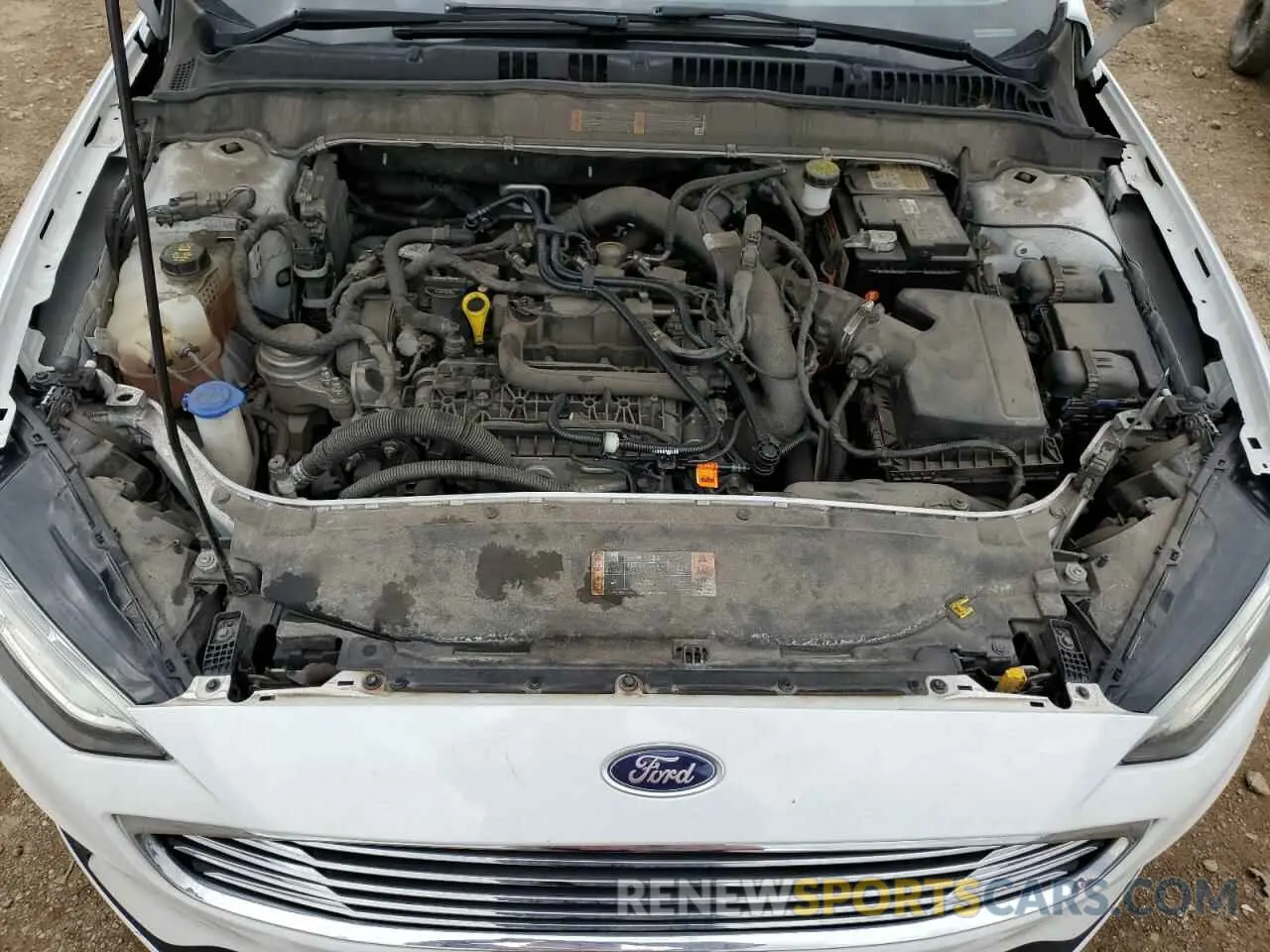 11 Photograph of a damaged car 3FA6P0HD5LR255590 FORD FUSION 2020