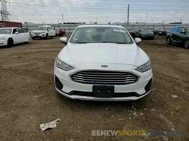 13 Photograph of a damaged car 3FA6P0HD5LR255590 FORD FUSION 2020