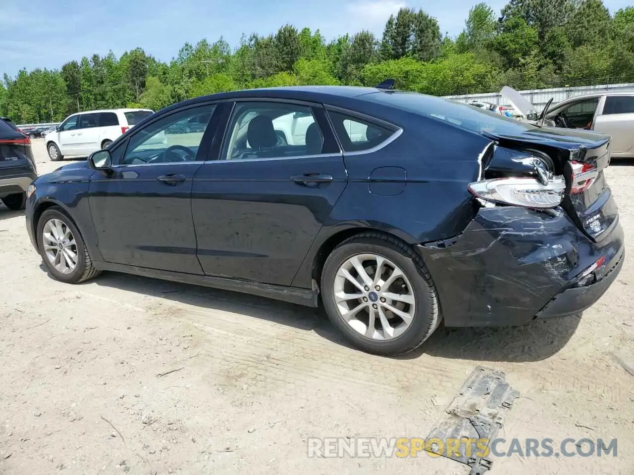 2 Photograph of a damaged car 3FA6P0HD5LR257646 FORD FUSION 2020