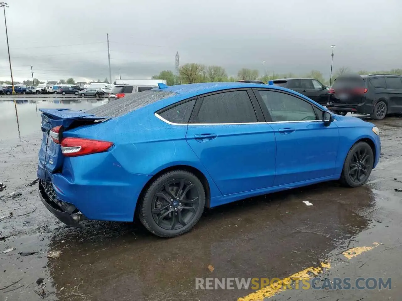 3 Photograph of a damaged car 3FA6P0HD5LR261633 FORD FUSION 2020