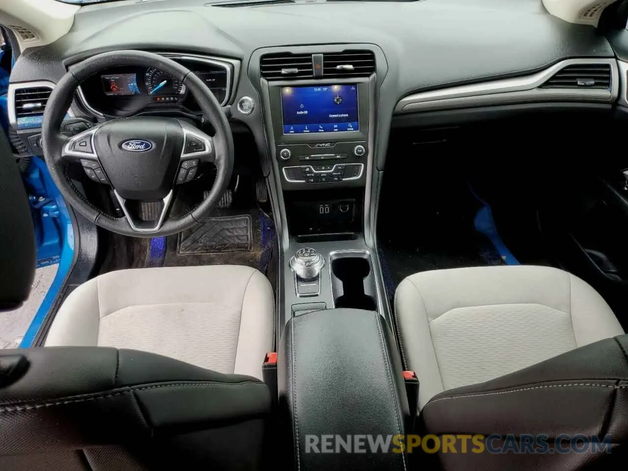 8 Photograph of a damaged car 3FA6P0HD5LR261633 FORD FUSION 2020