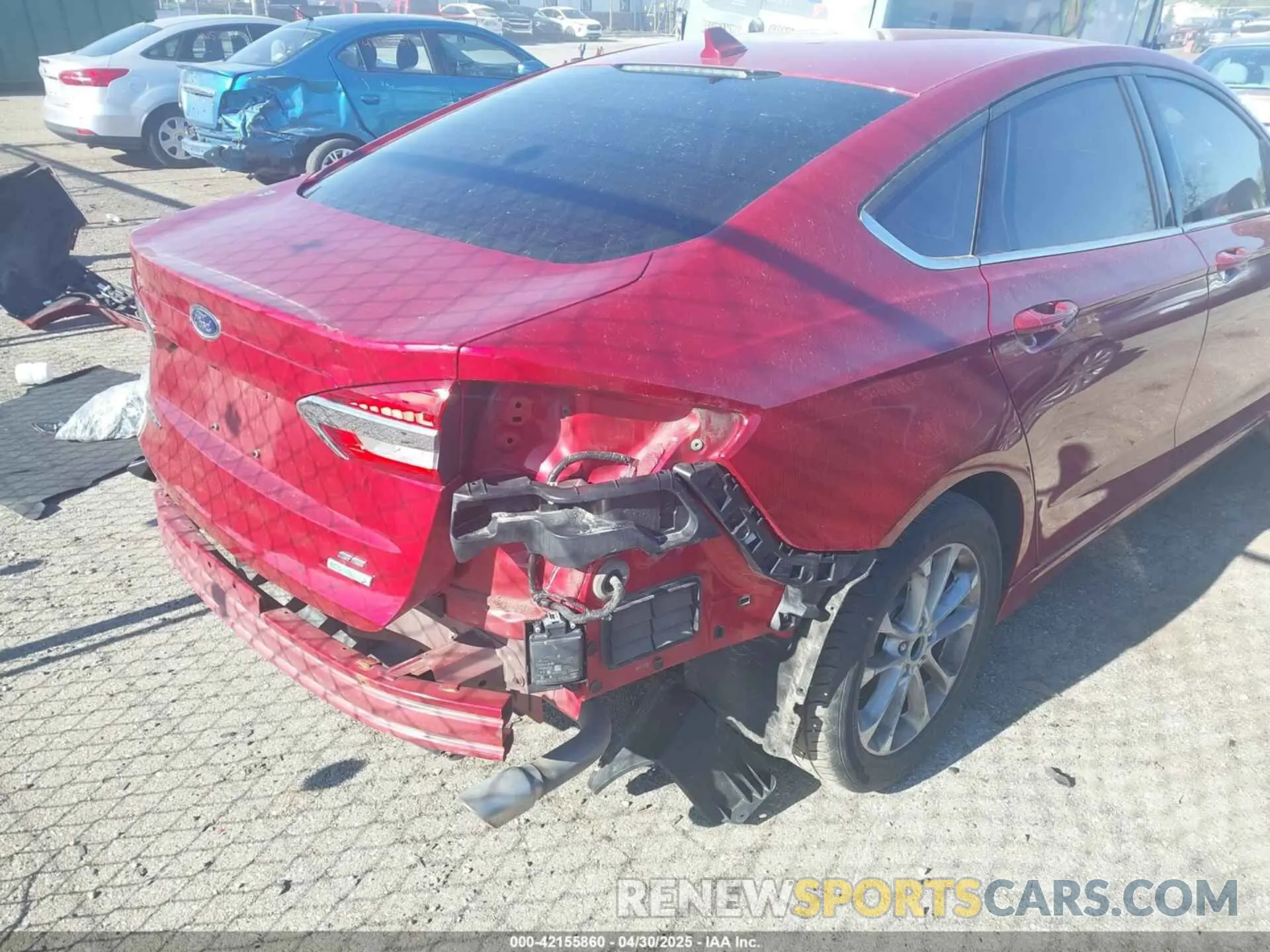4 Photograph of a damaged car 3FA6P0HD6LR108338 FORD FUSION 2020