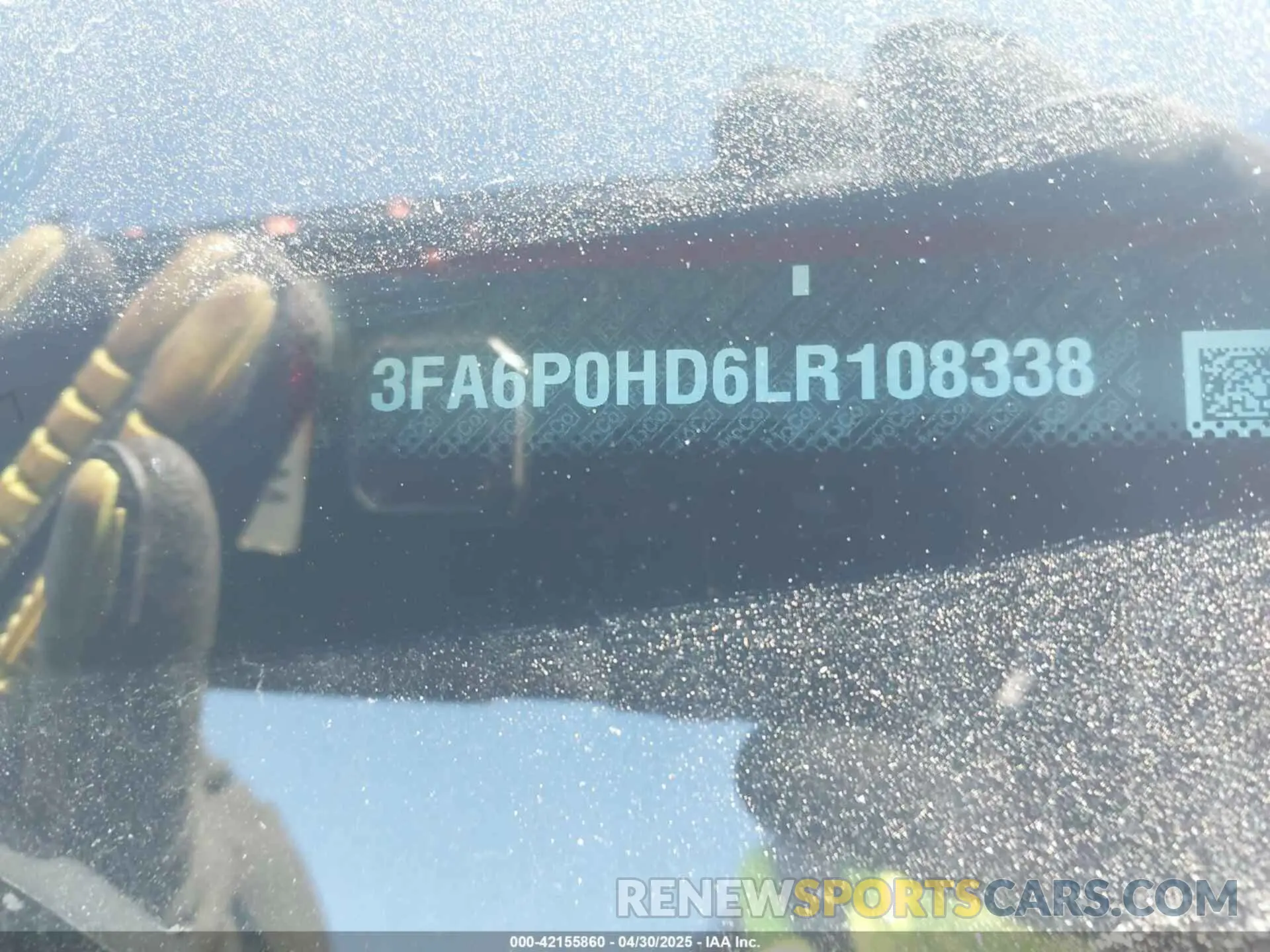 9 Photograph of a damaged car 3FA6P0HD6LR108338 FORD FUSION 2020