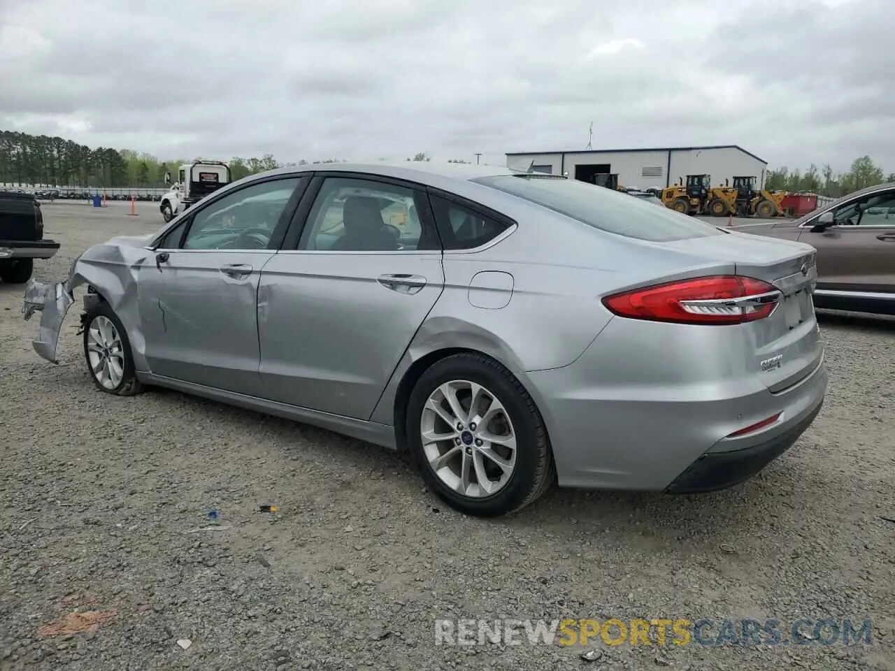 2 Photograph of a damaged car 3FA6P0HD6LR122367 FORD FUSION 2020
