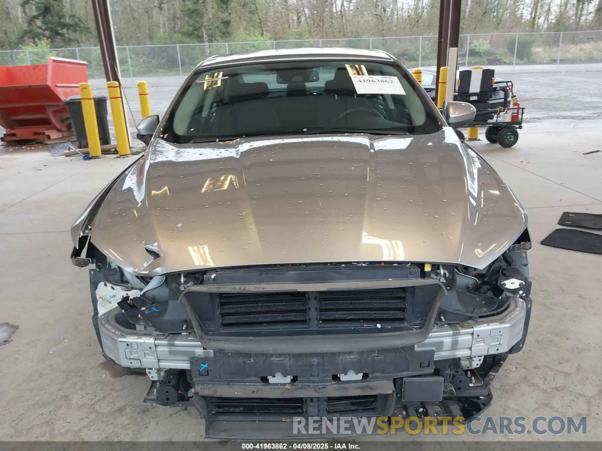 6 Photograph of a damaged car 3FA6P0HD6LR122451 FORD FUSION 2020
