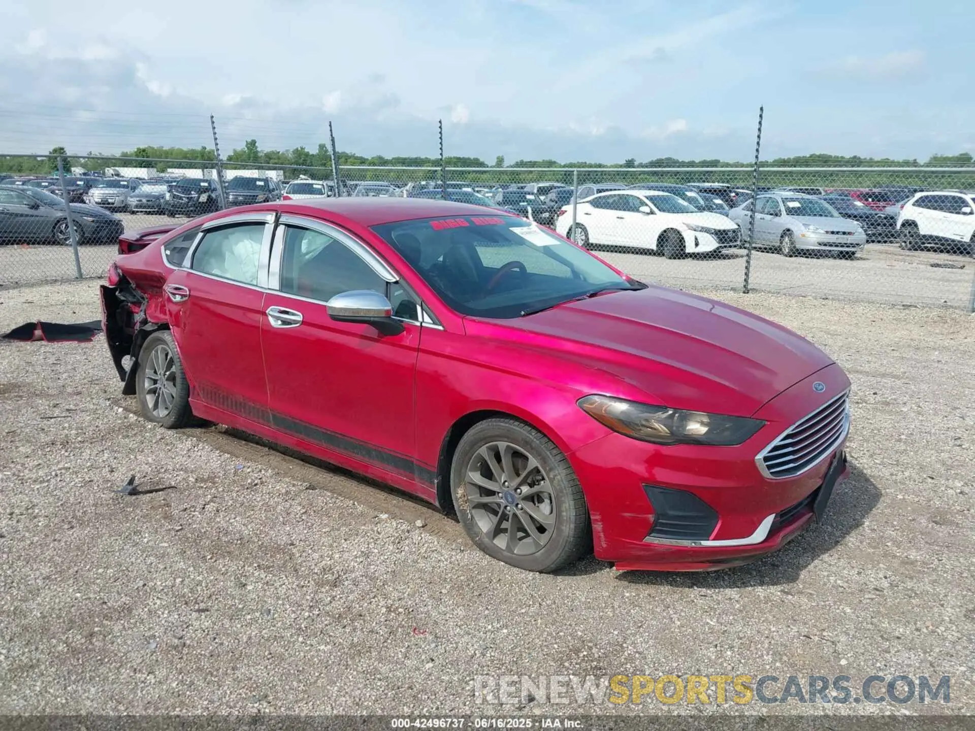 1 Photograph of a damaged car 3FA6P0HD6LR123325 FORD FUSION 2020