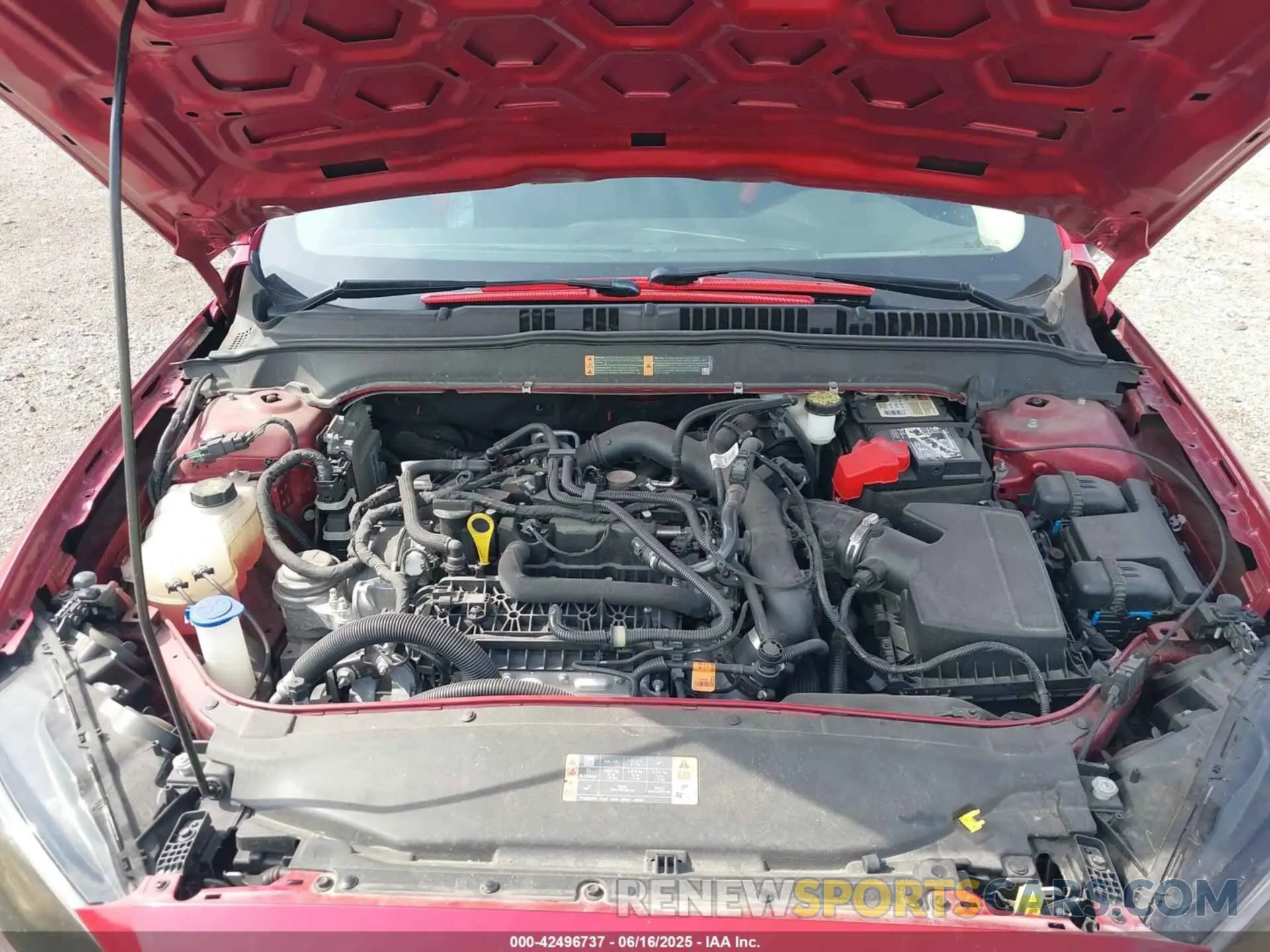 10 Photograph of a damaged car 3FA6P0HD6LR123325 FORD FUSION 2020