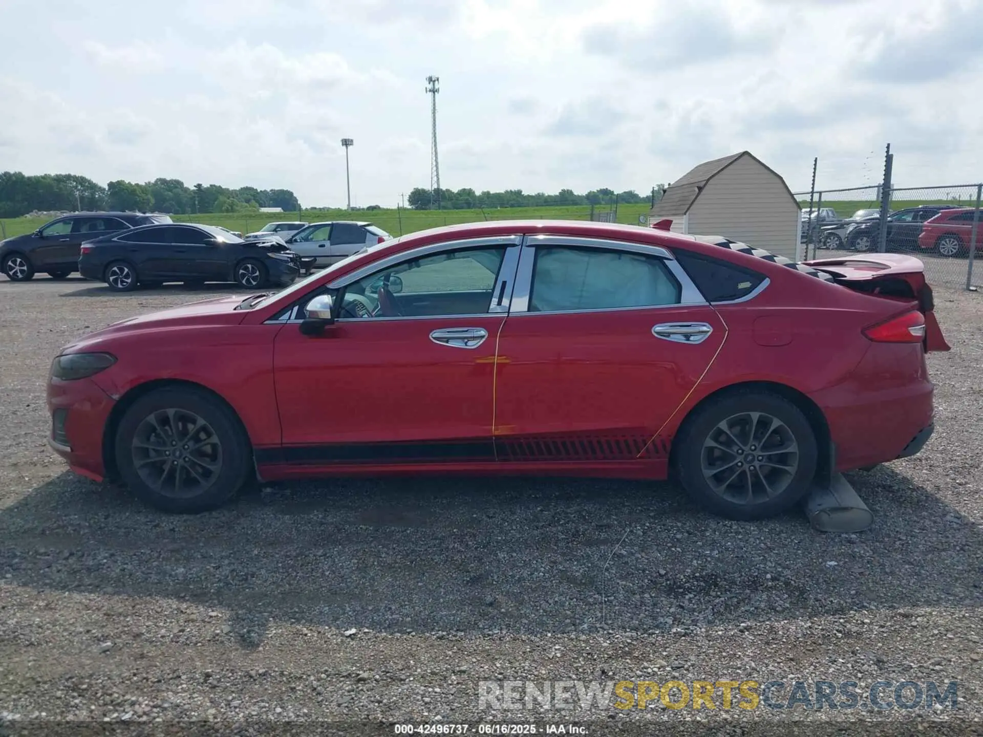 14 Photograph of a damaged car 3FA6P0HD6LR123325 FORD FUSION 2020