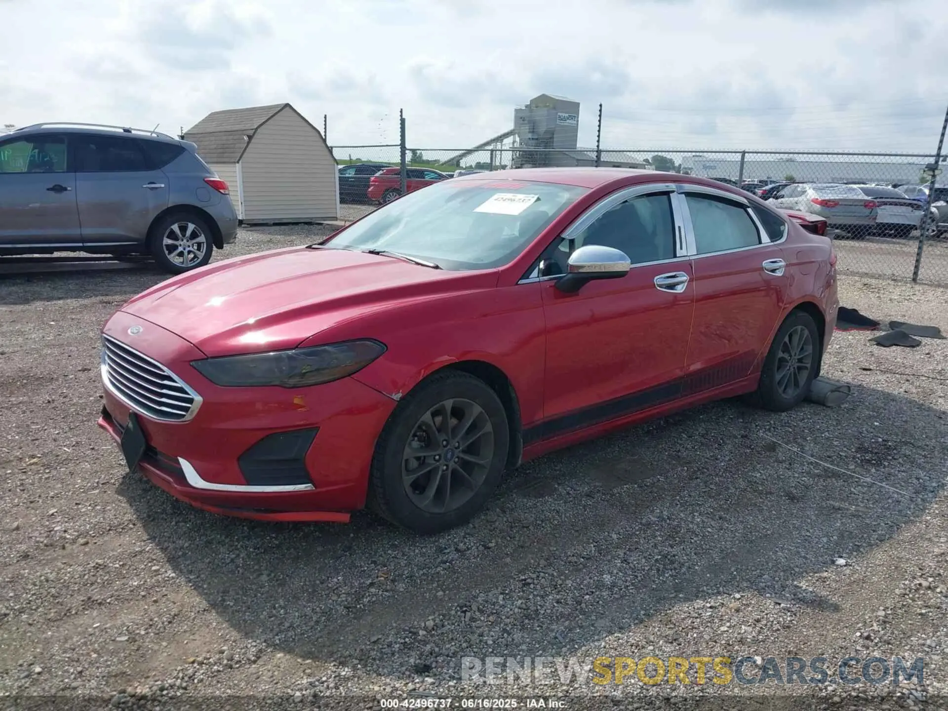 2 Photograph of a damaged car 3FA6P0HD6LR123325 FORD FUSION 2020