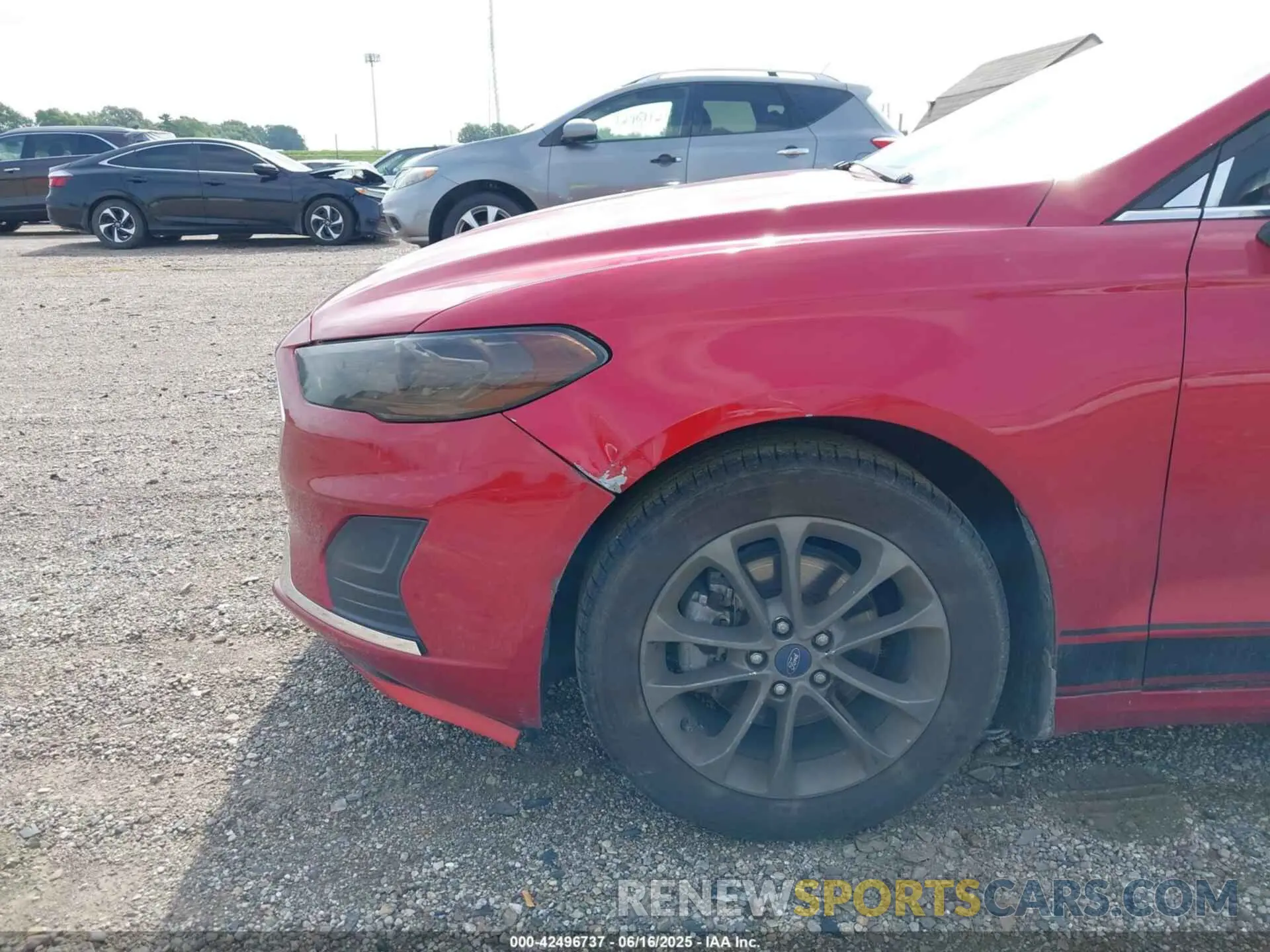 6 Photograph of a damaged car 3FA6P0HD6LR123325 FORD FUSION 2020