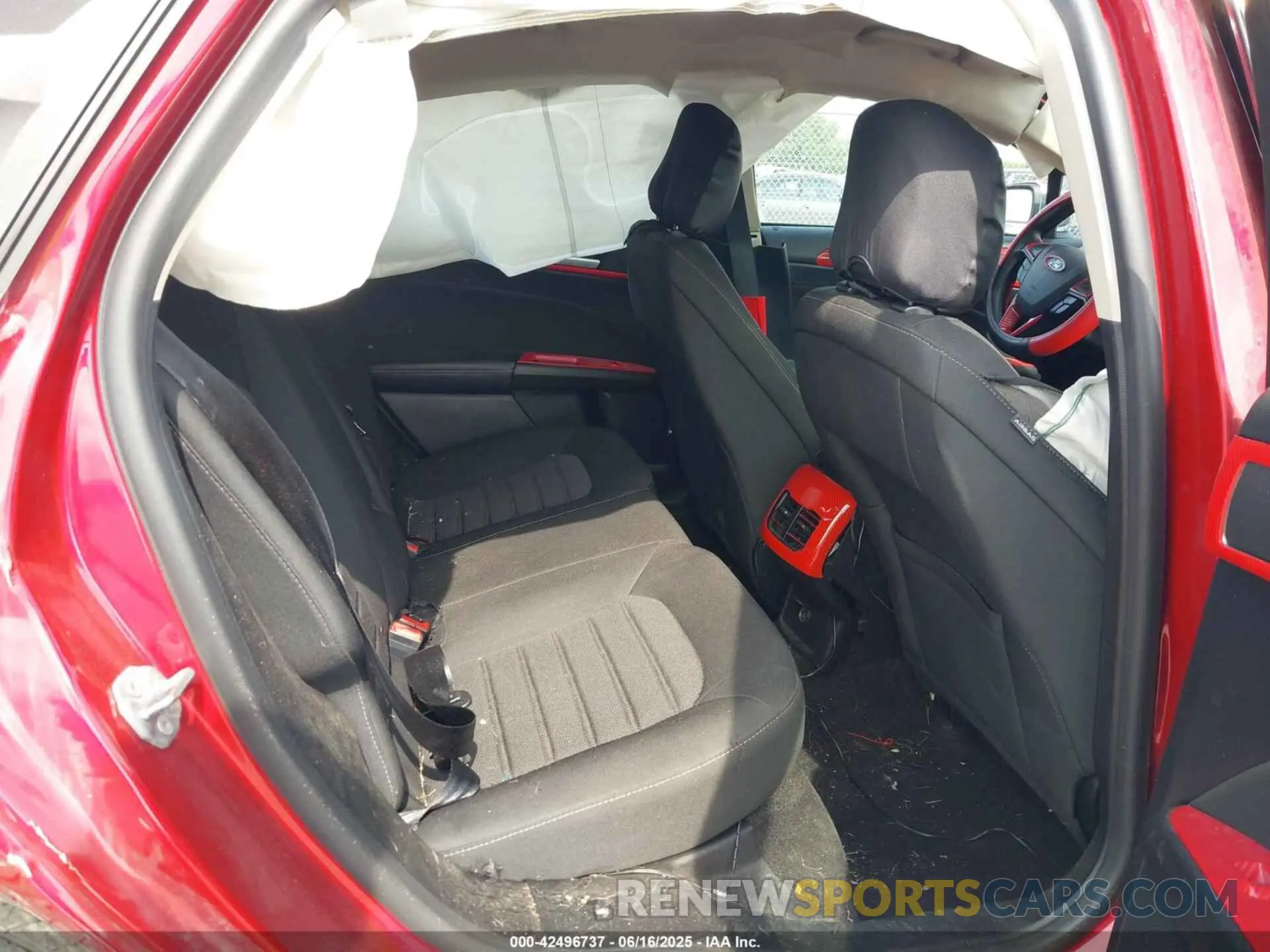 8 Photograph of a damaged car 3FA6P0HD6LR123325 FORD FUSION 2020