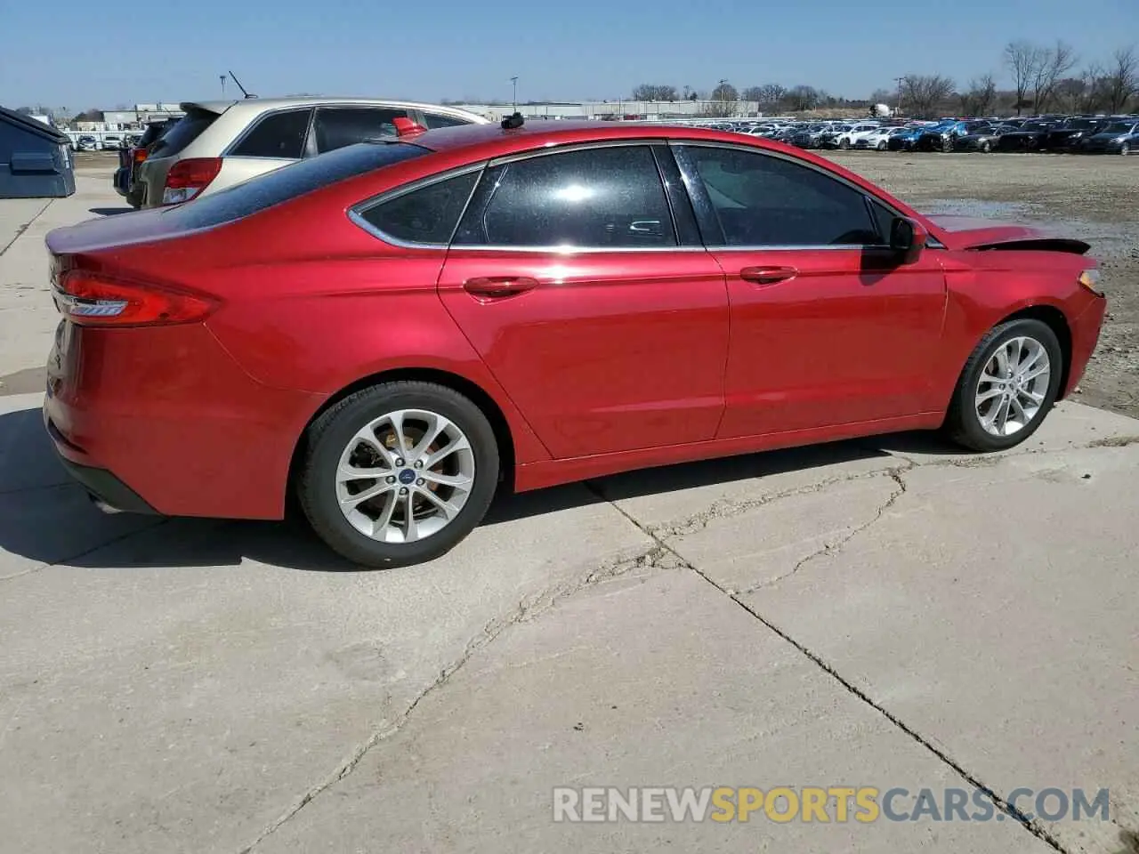 3 Photograph of a damaged car 3FA6P0HD6LR162173 FORD FUSION 2020