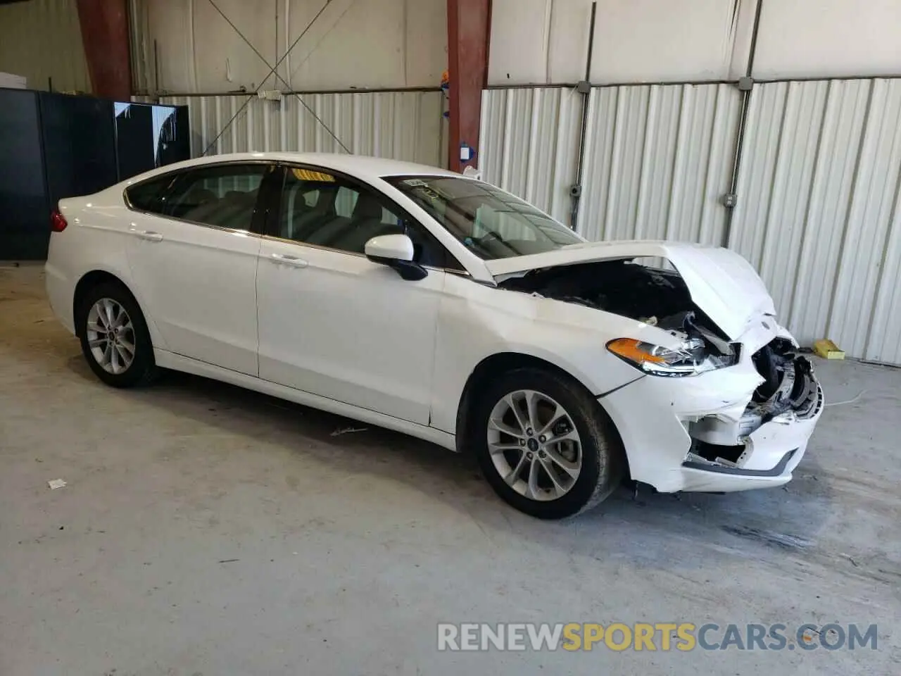 4 Photograph of a damaged car 3FA6P0HD6LR166207 FORD FUSION 2020