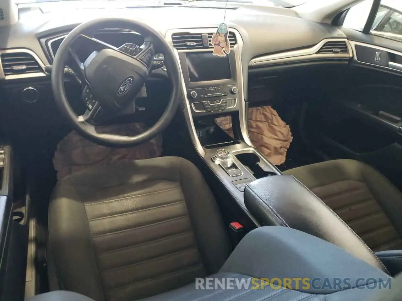 8 Photograph of a damaged car 3FA6P0HD6LR166207 FORD FUSION 2020