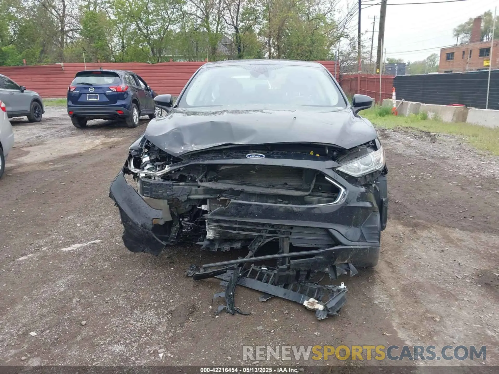 12 Photograph of a damaged car 3FA6P0HD6LR179412 FORD FUSION 2020
