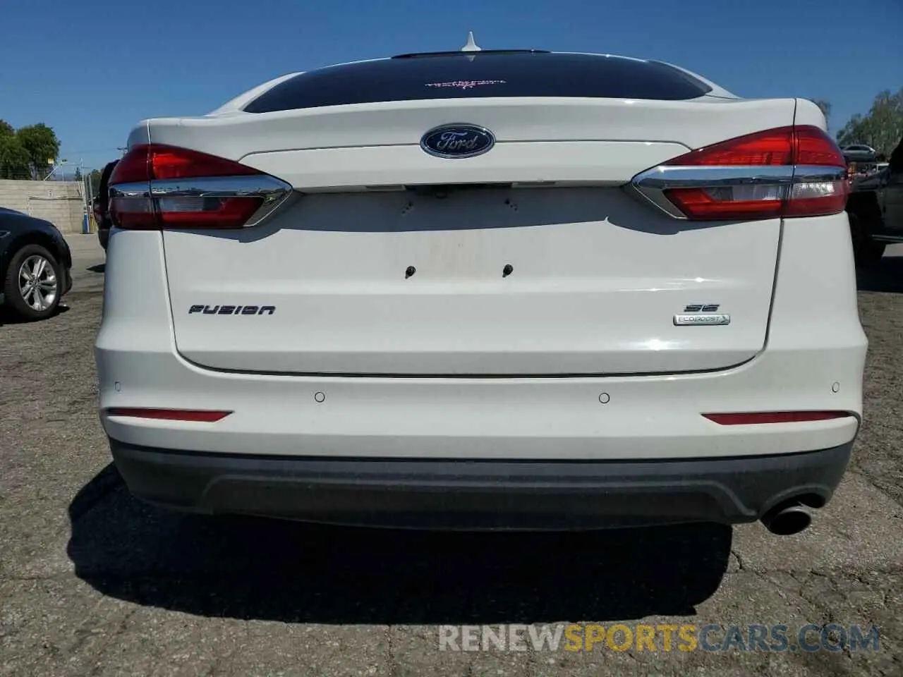 6 Photograph of a damaged car 3FA6P0HD6LR222050 FORD FUSION 2020