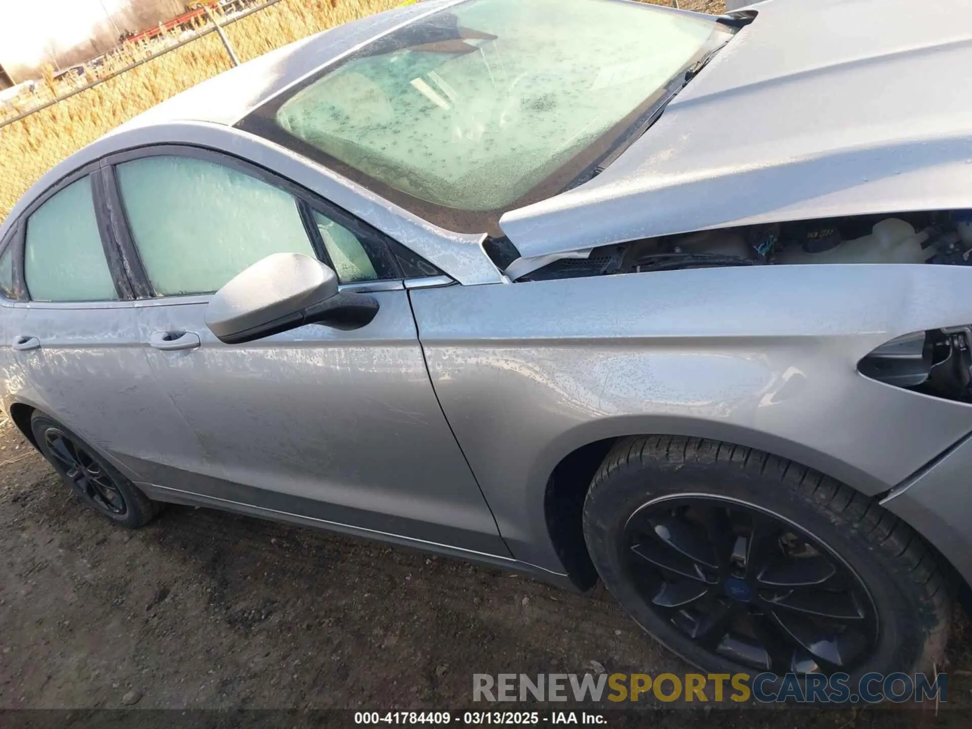 13 Photograph of a damaged car 3FA6P0HD6LR222565 FORD FUSION 2020