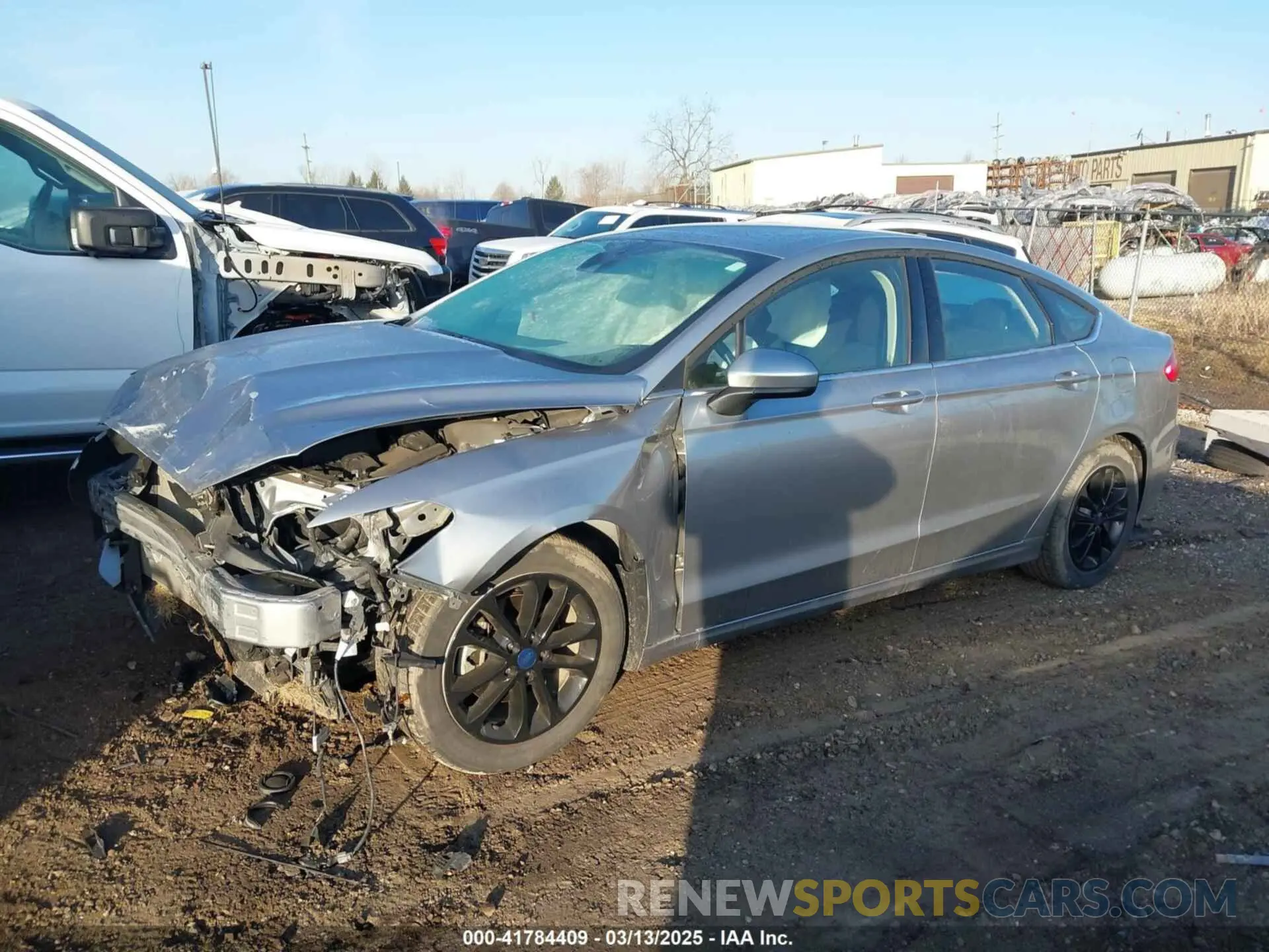 2 Photograph of a damaged car 3FA6P0HD6LR222565 FORD FUSION 2020