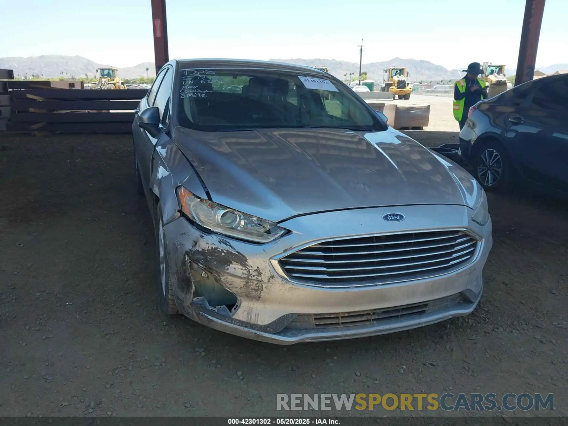 6 Photograph of a damaged car 3FA6P0HD6LR226325 FORD FUSION 2020