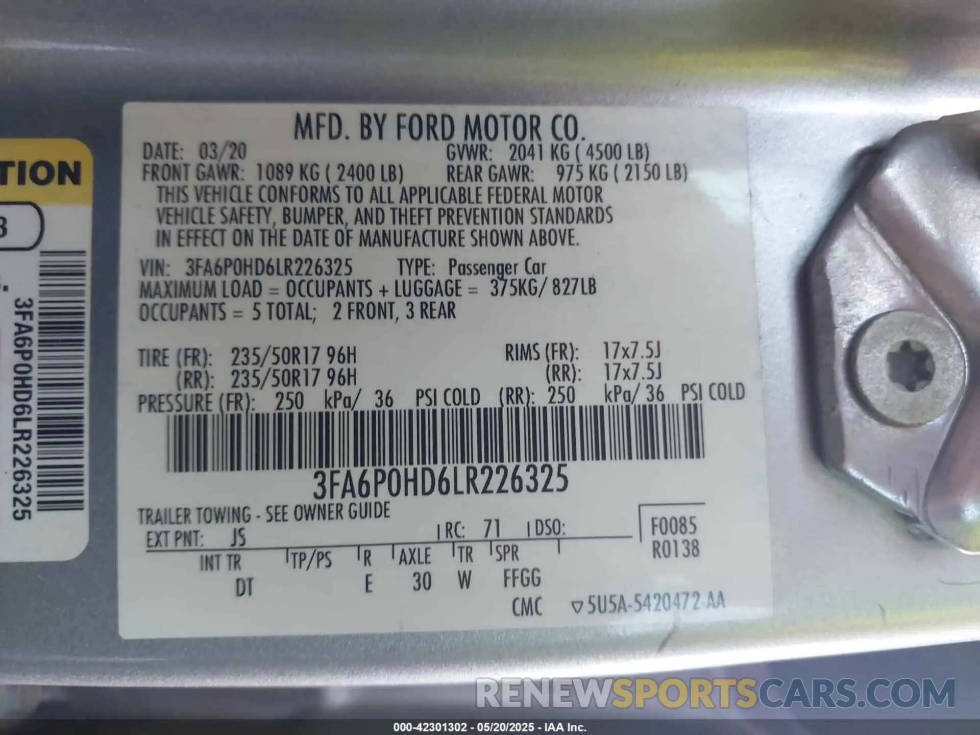 9 Photograph of a damaged car 3FA6P0HD6LR226325 FORD FUSION 2020