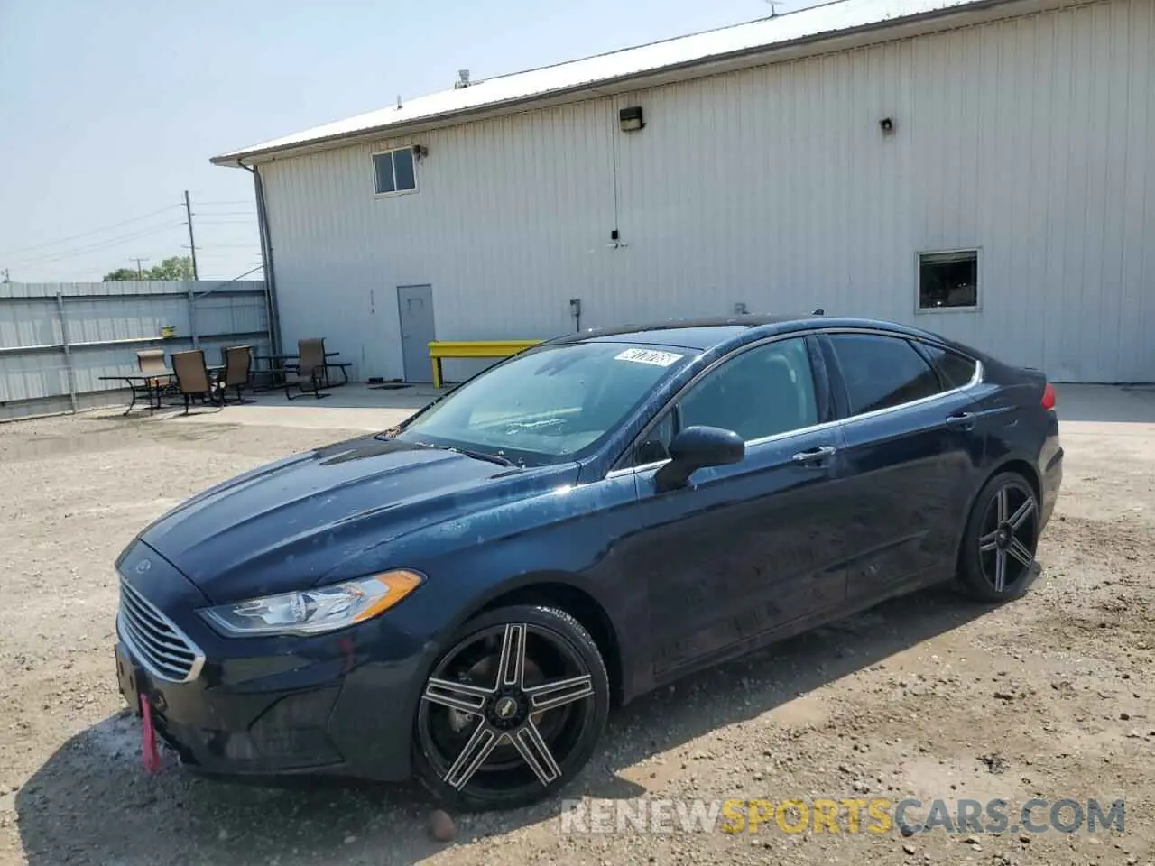 1 Photograph of a damaged car 3FA6P0HD6LR228317 FORD FUSION 2020