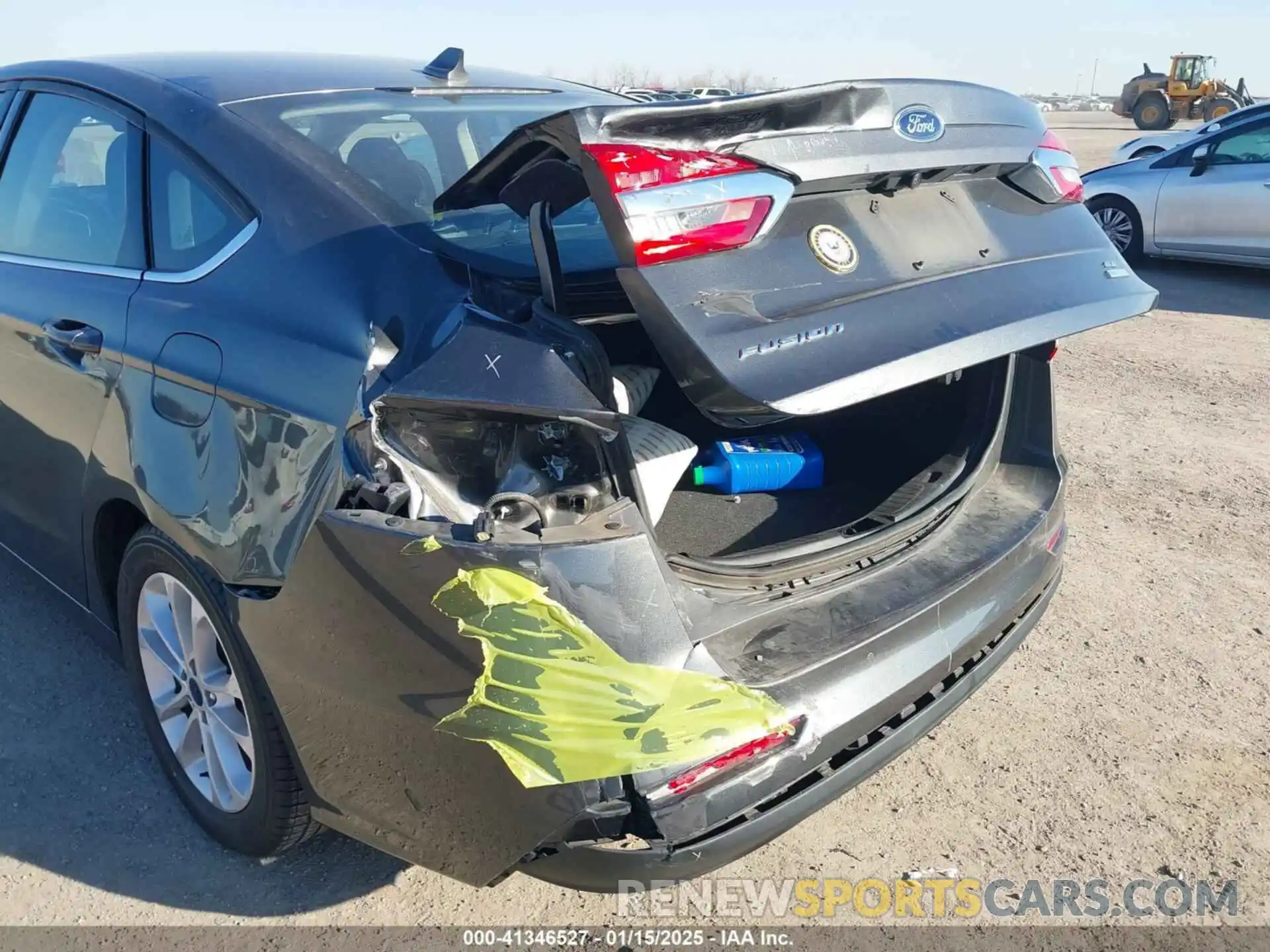 6 Photograph of a damaged car 3FA6P0HD6LR230925 FORD FUSION 2020