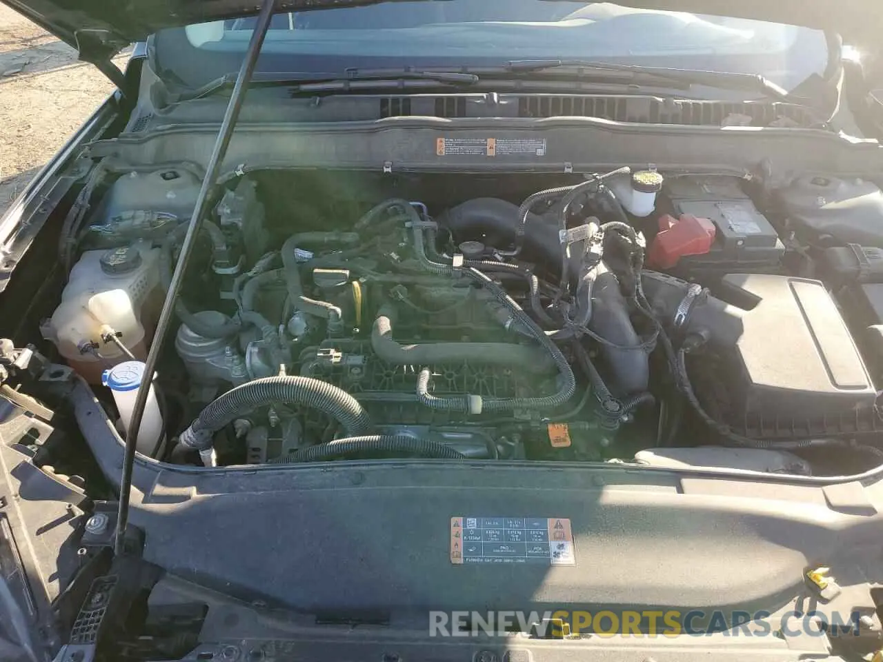 12 Photograph of a damaged car 3FA6P0HD6LR236305 FORD FUSION 2020