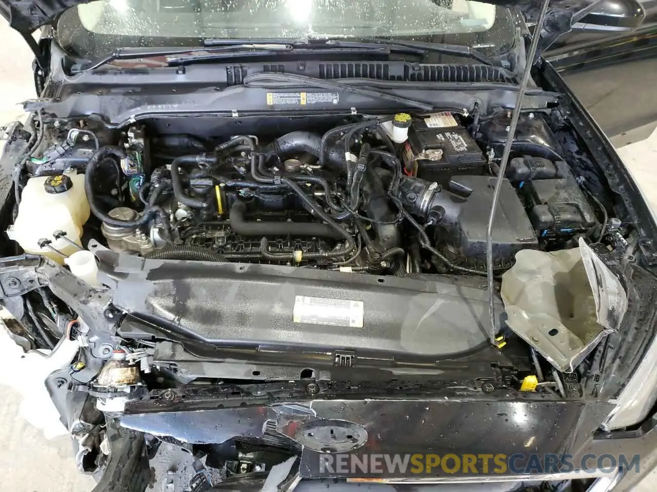 13 Photograph of a damaged car 3FA6P0HD6LR246512 FORD FUSION 2020