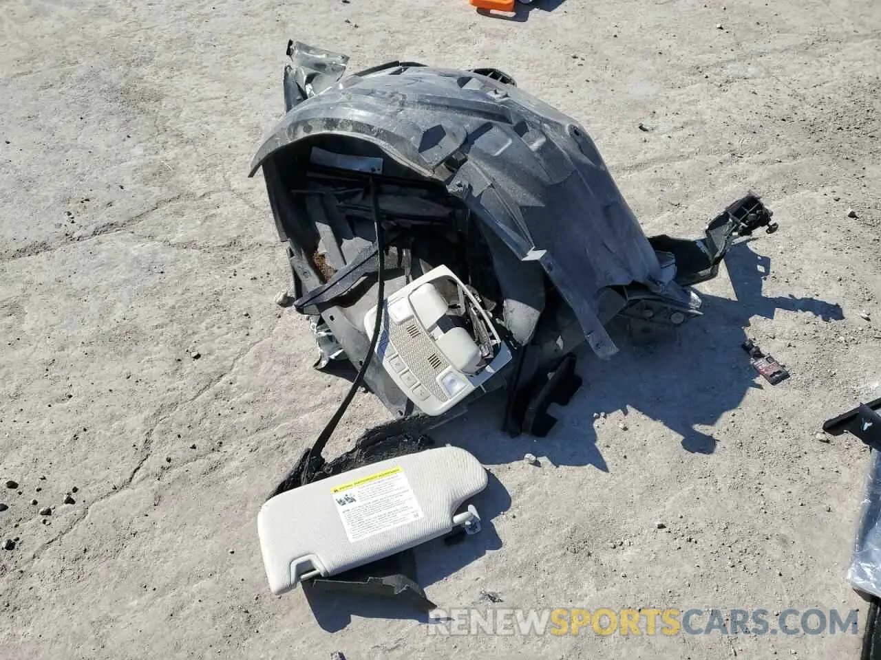 14 Photograph of a damaged car 3FA6P0HD6LR246512 FORD FUSION 2020