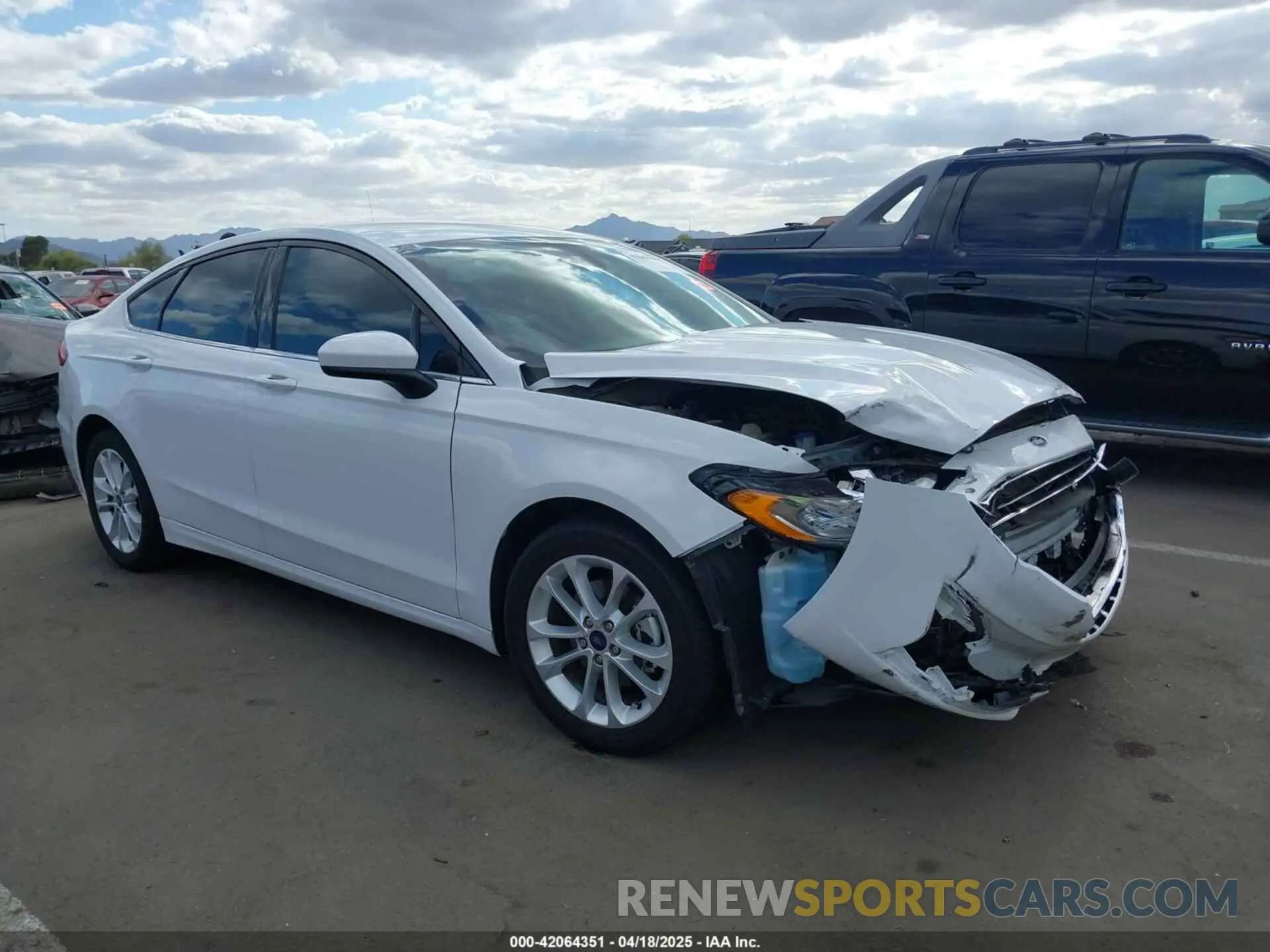 1 Photograph of a damaged car 3FA6P0HD6LR252987 FORD FUSION 2020